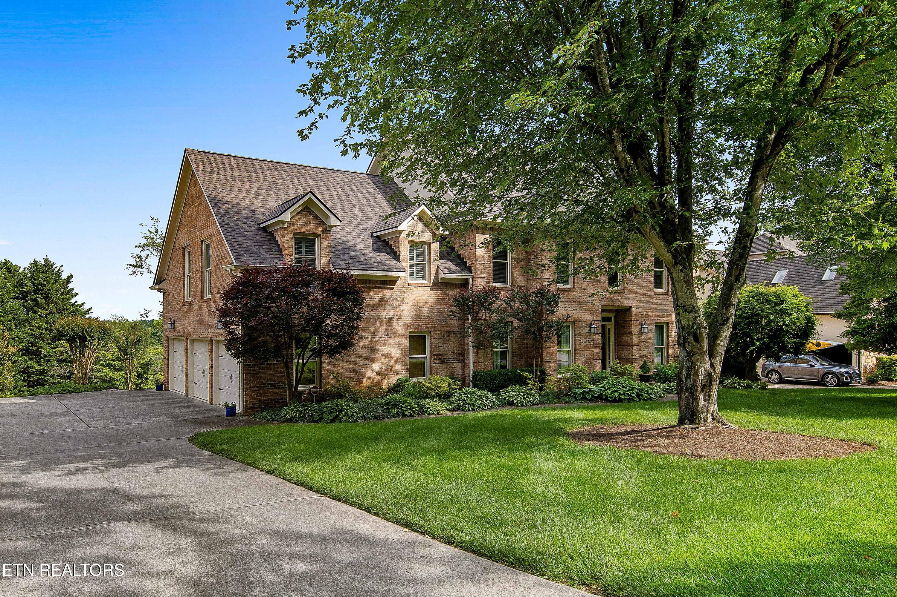 1357 Kensington Drive