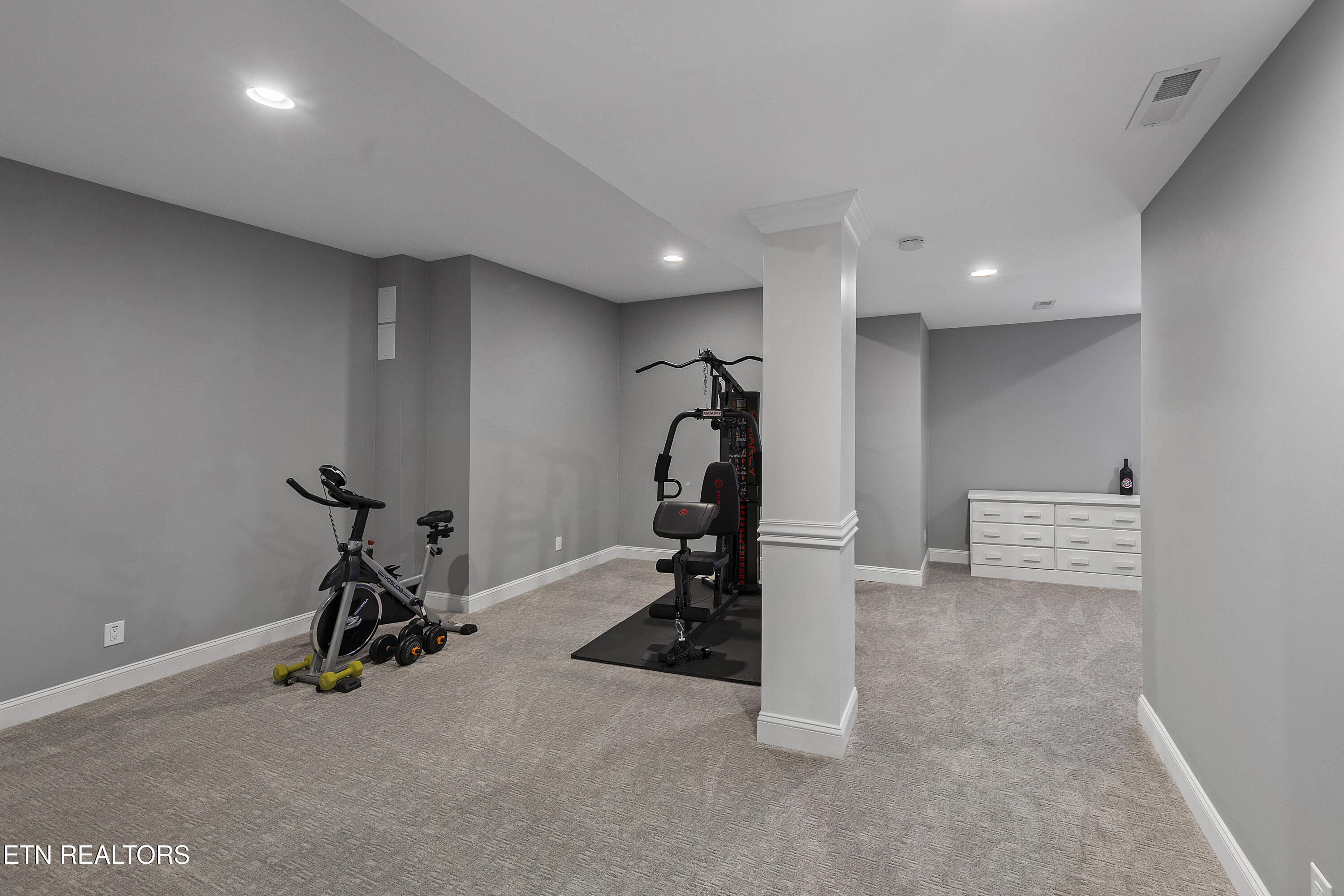 909 Timberline Drive