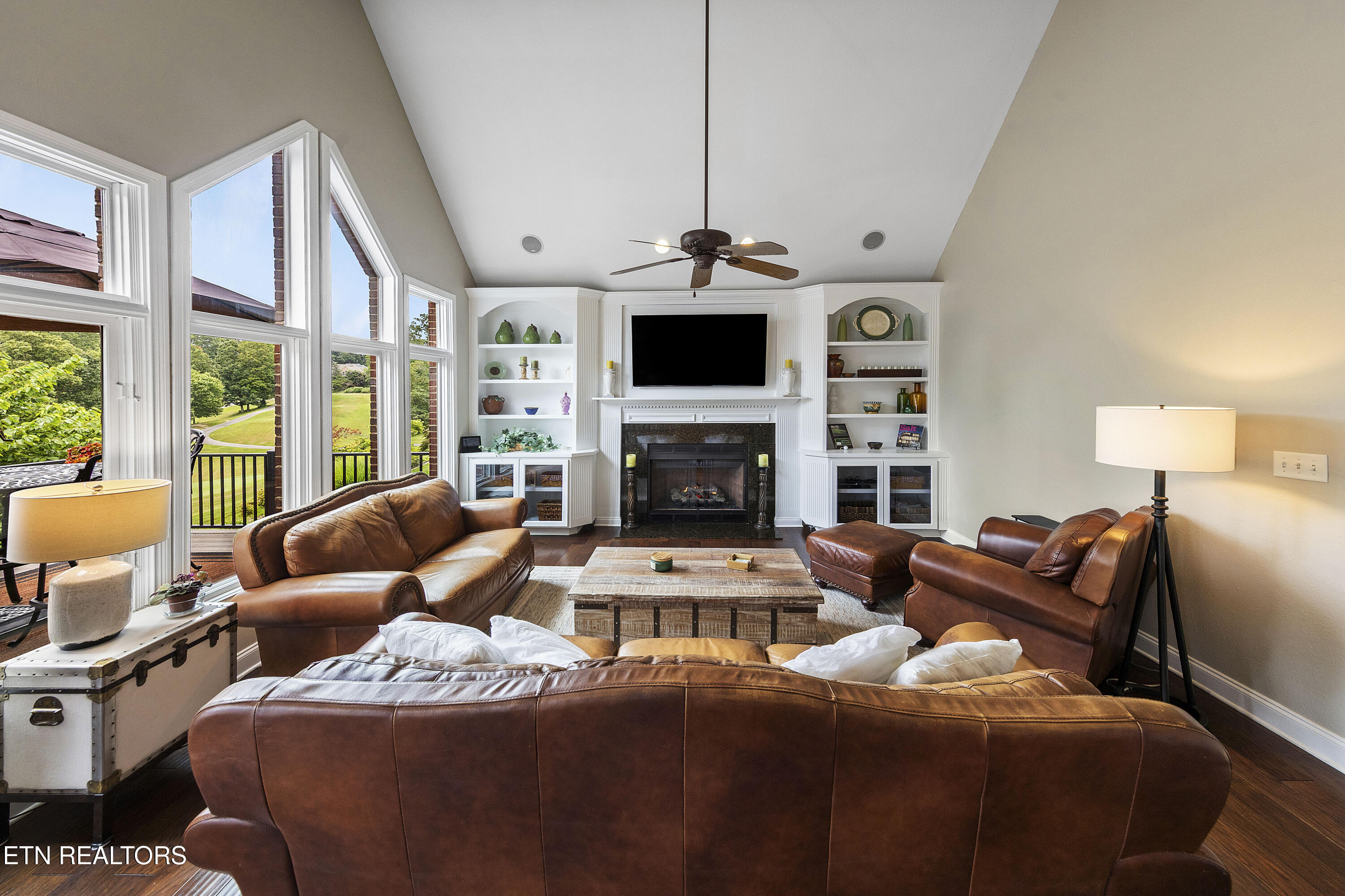 909 Timberline Drive