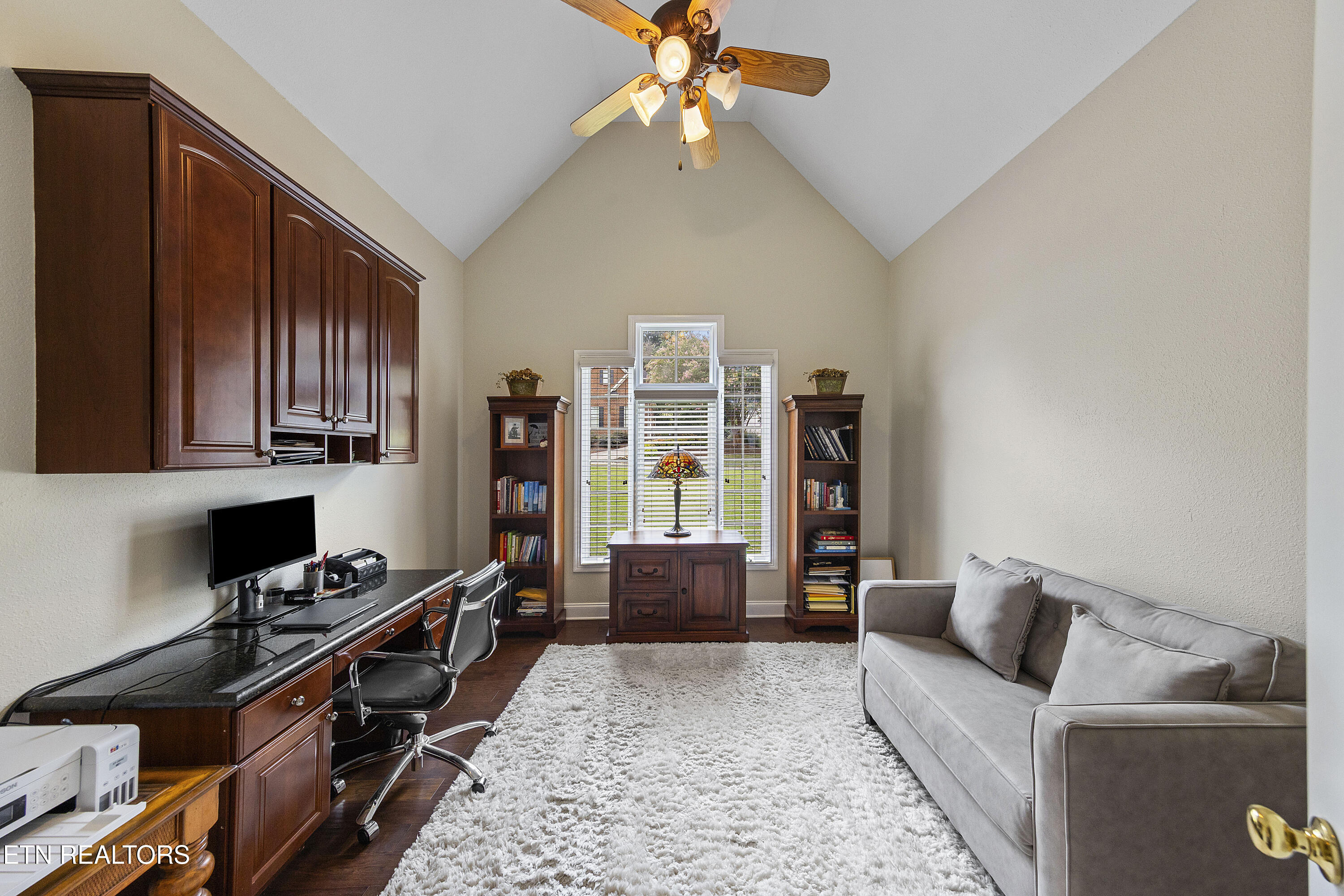 909 Timberline Drive