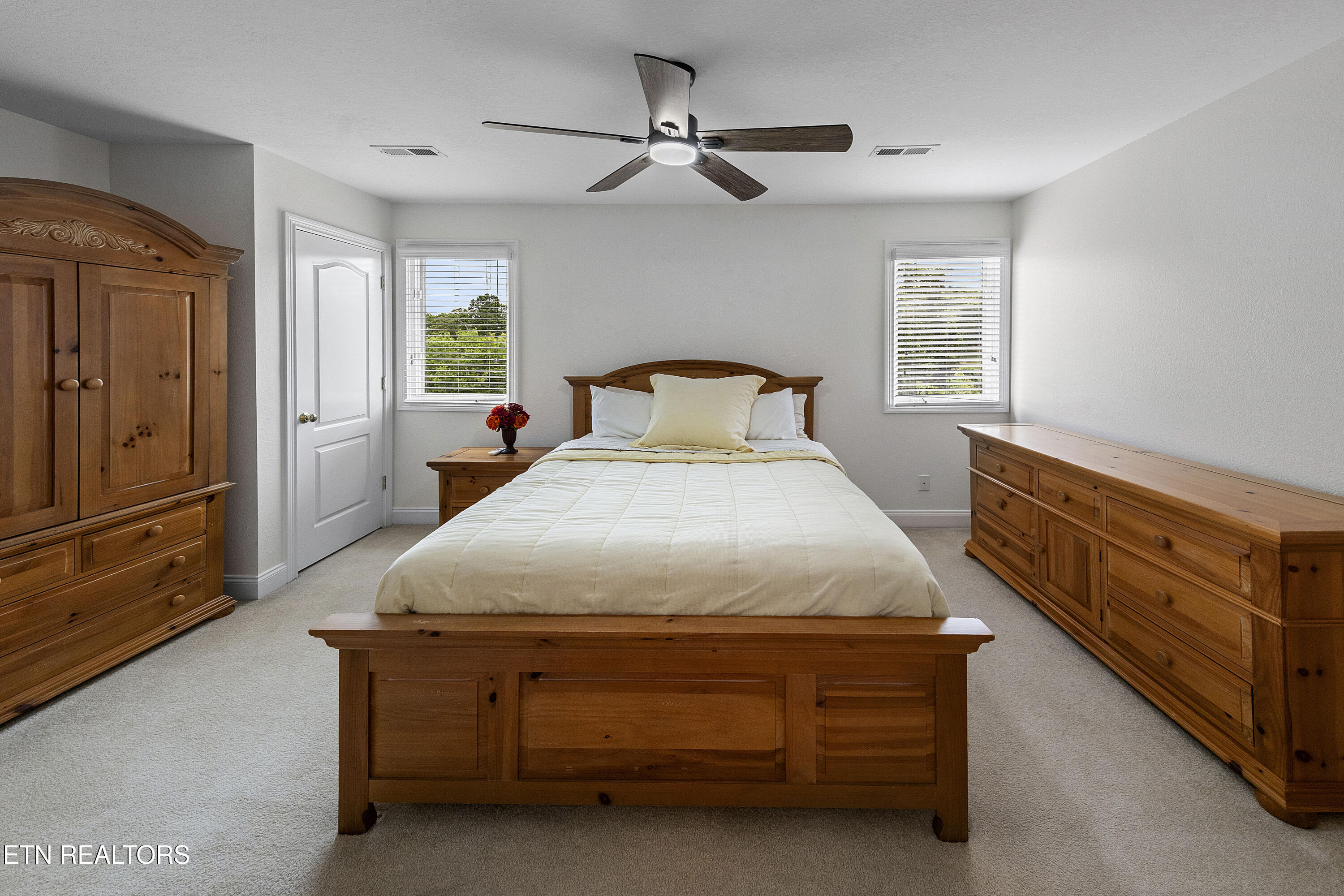 909 Timberline Drive