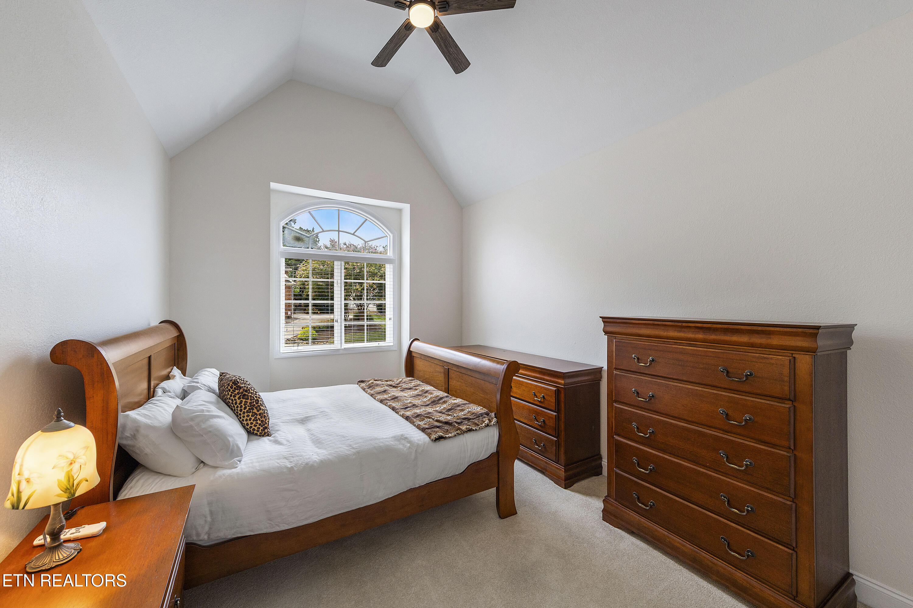 909 Timberline Drive