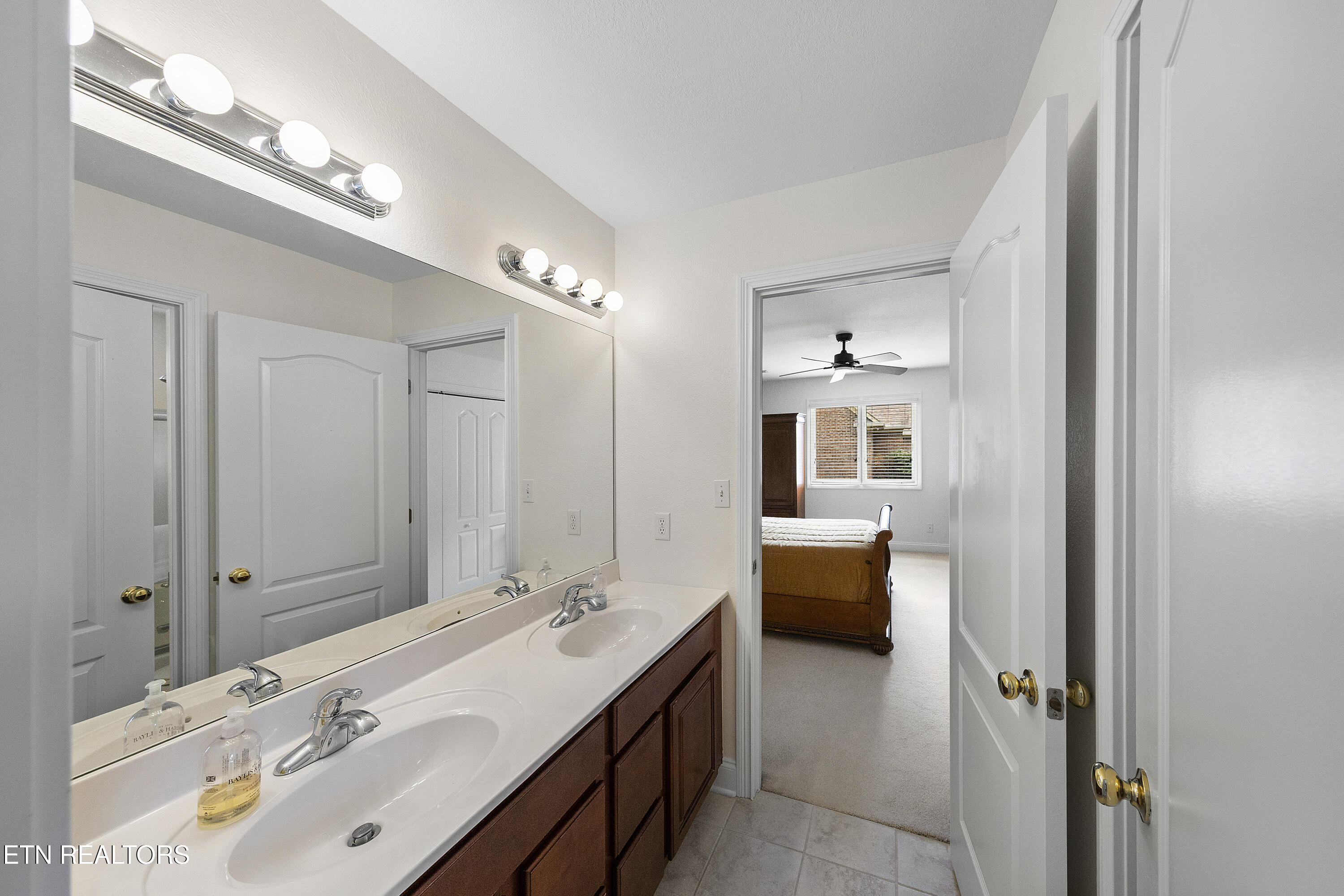 909 Timberline Drive