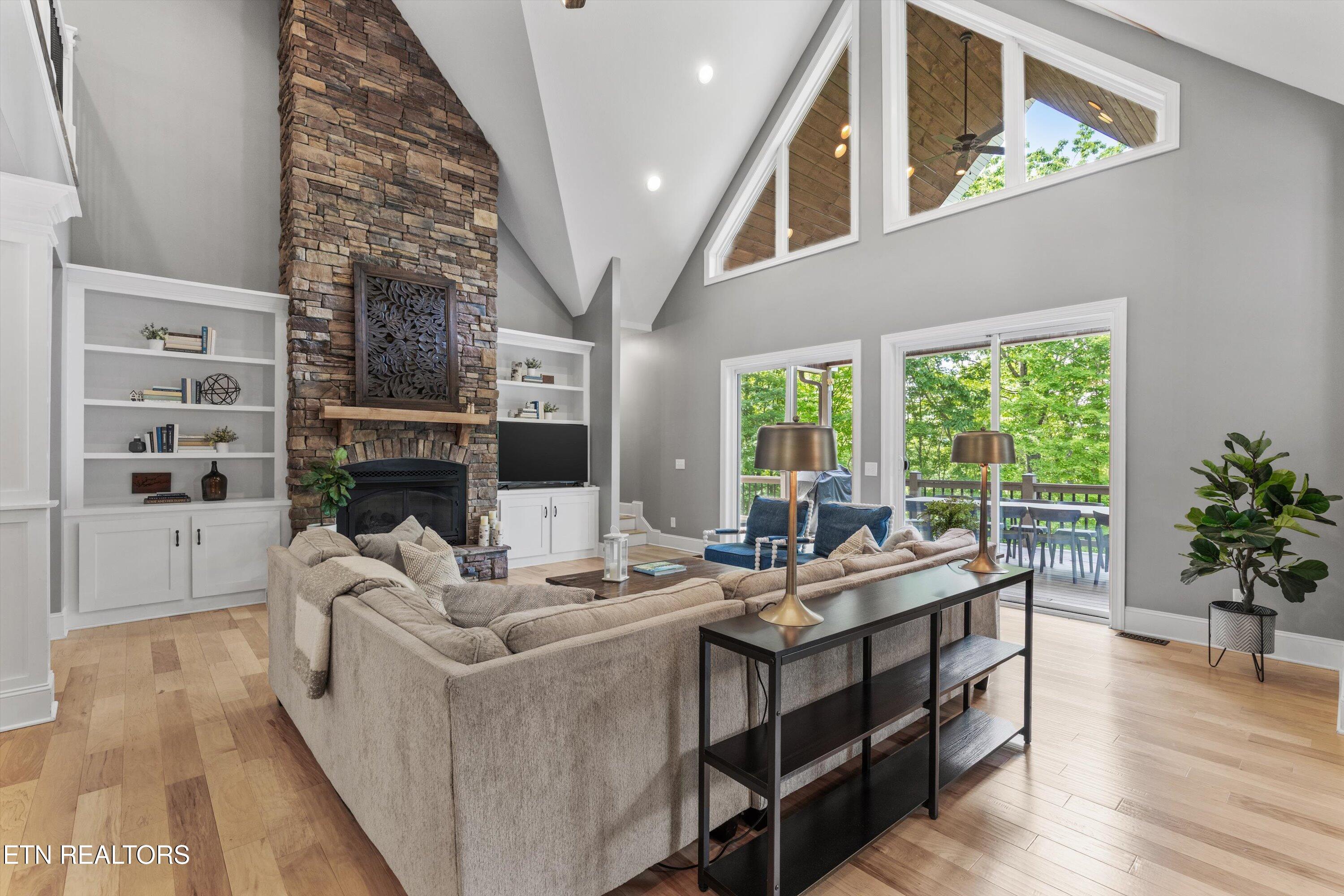 237 Lakemont Lane