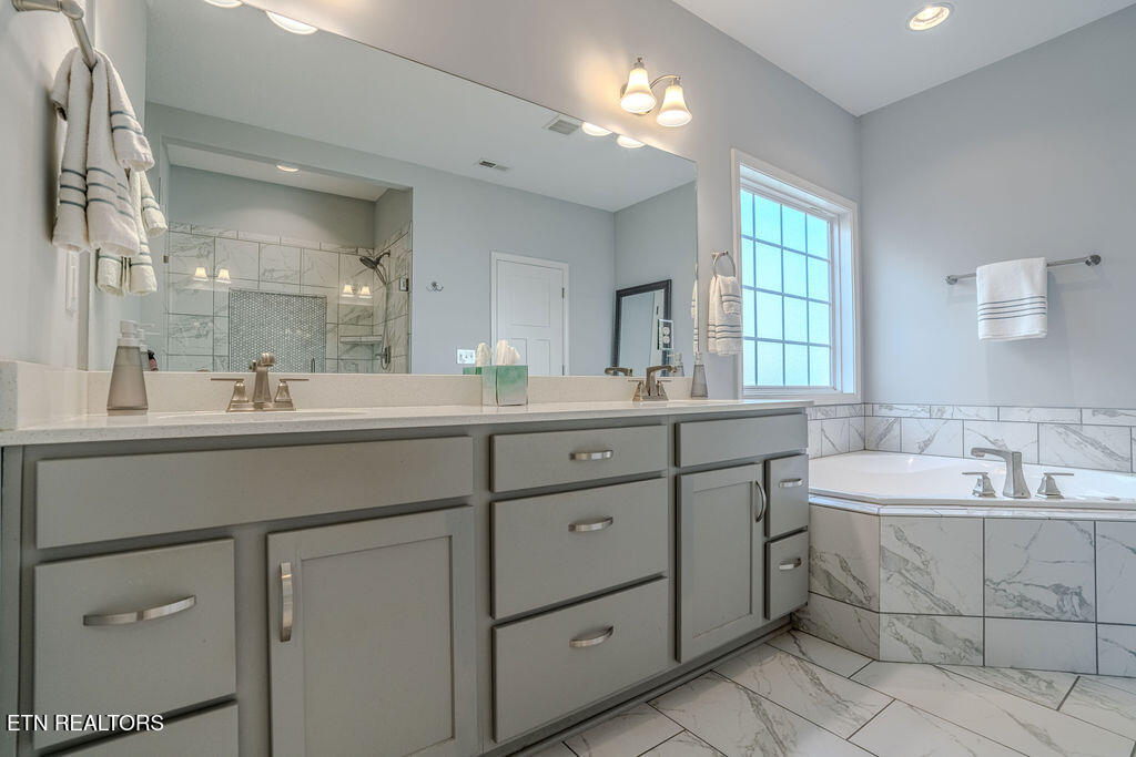 1449 Mossy Rock Lane