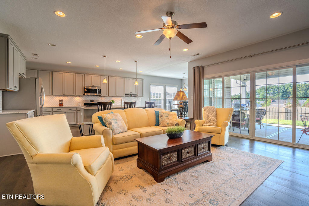 1449 Mossy Rock Lane