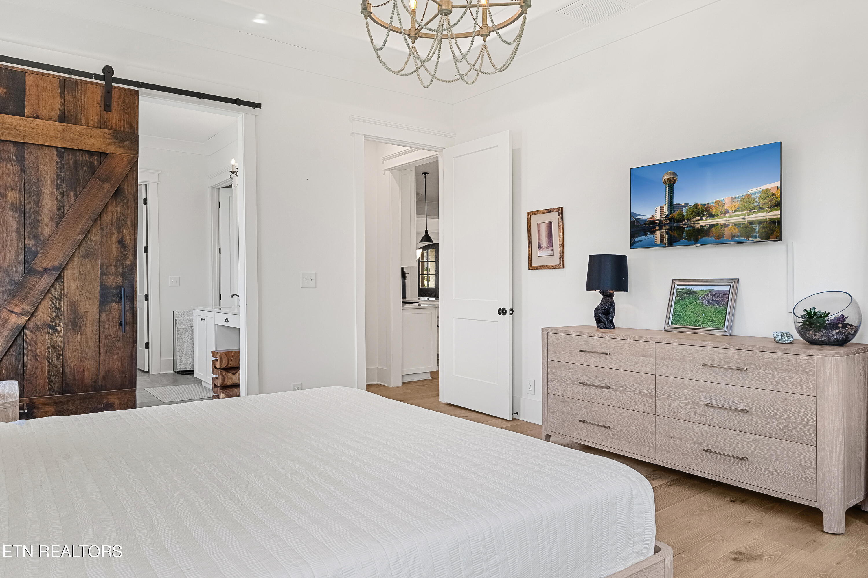 12460 Ivy Lake Drive