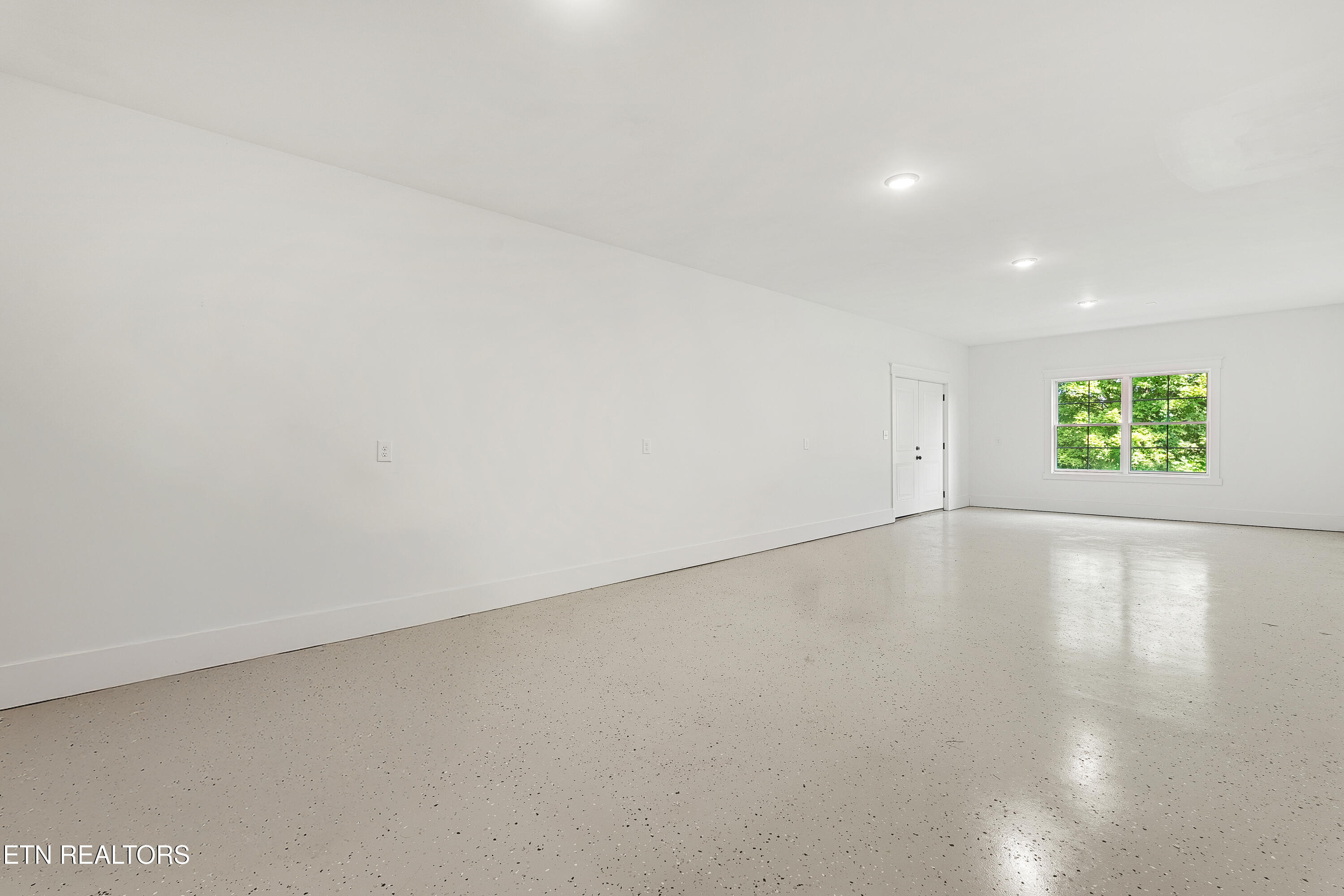 12460 Ivy Lake Drive