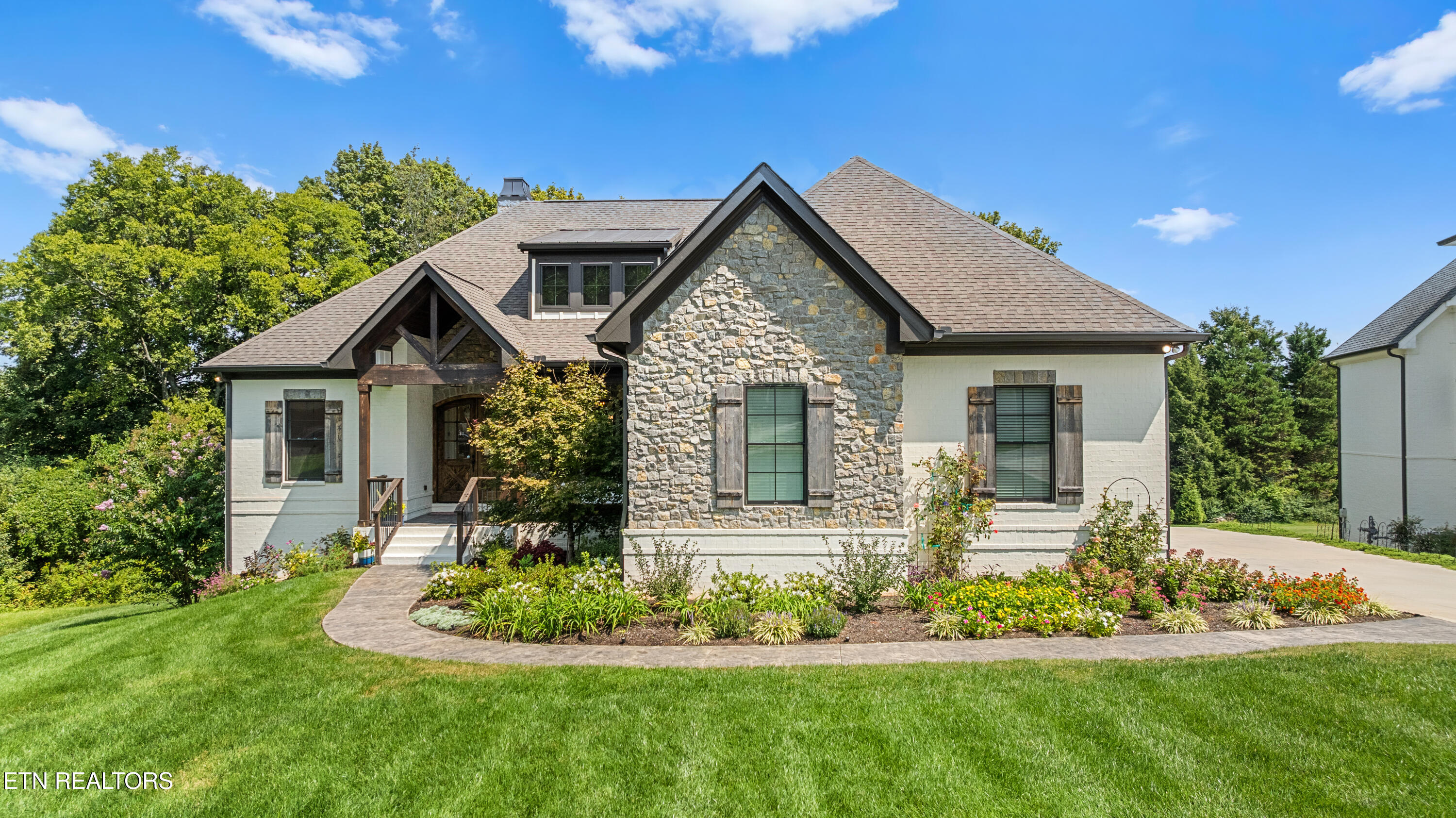 12460 Ivy Lake Drive