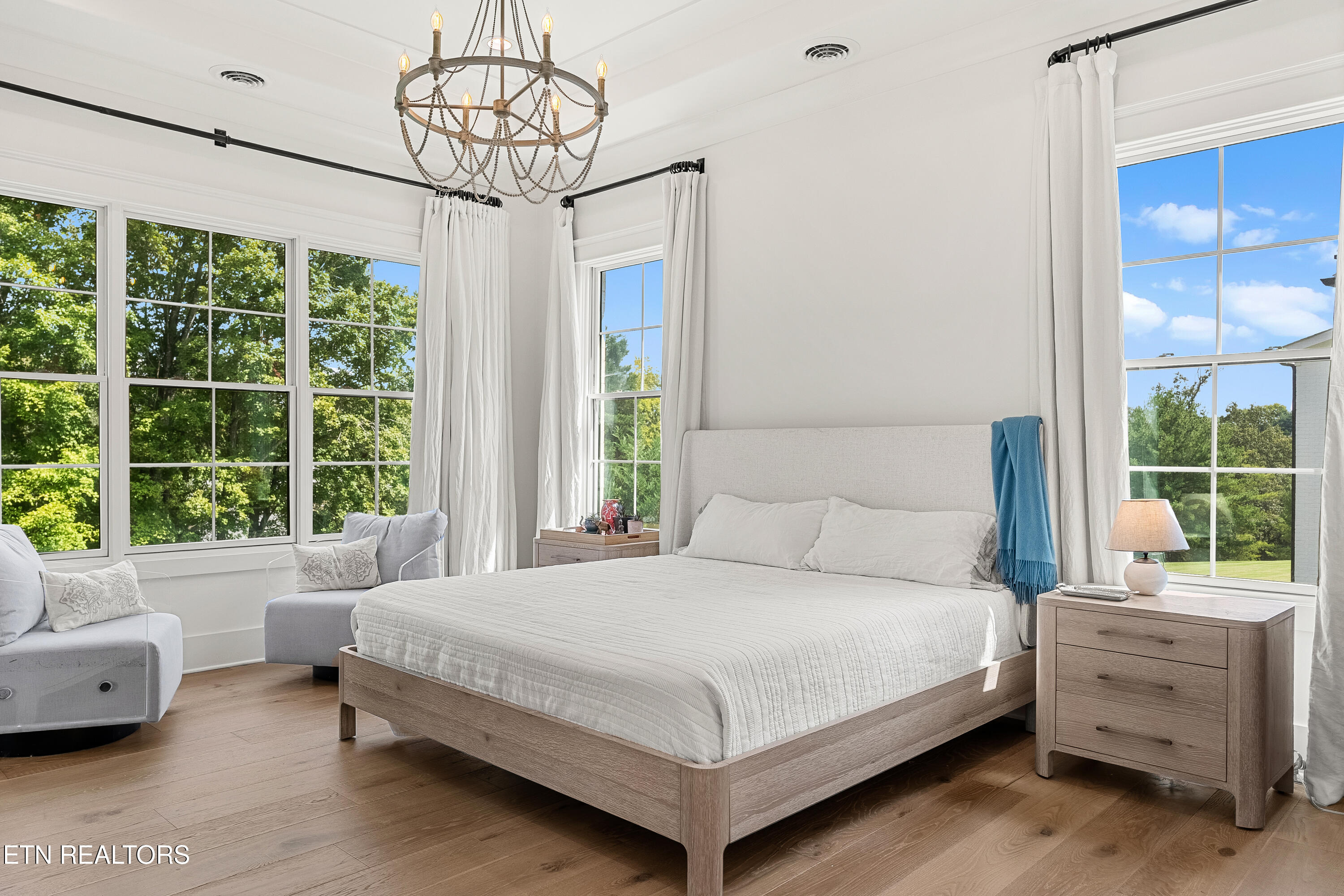 12460 Ivy Lake Drive