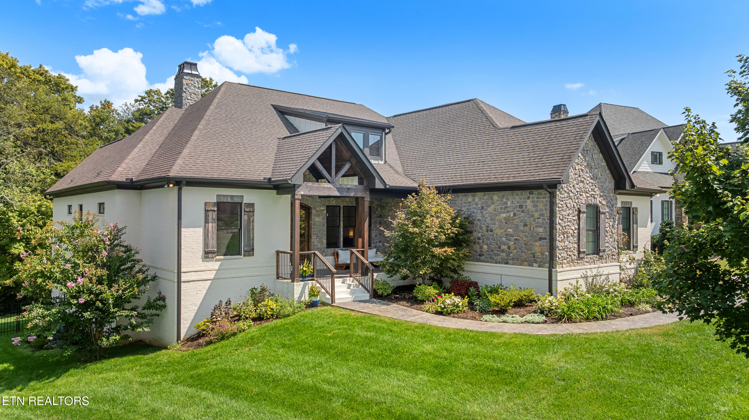 12460 Ivy Lake Drive