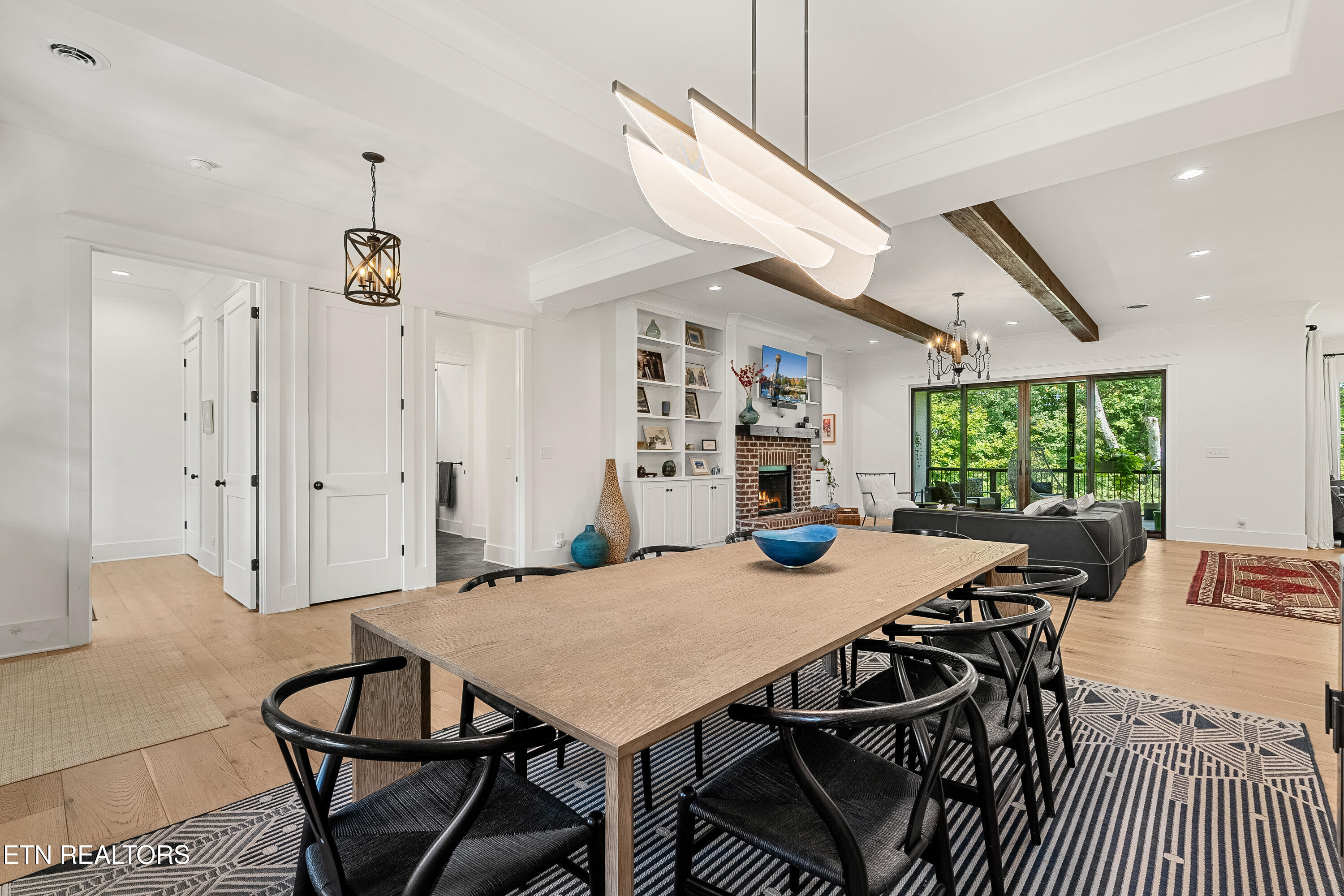 12460 Ivy Lake Drive