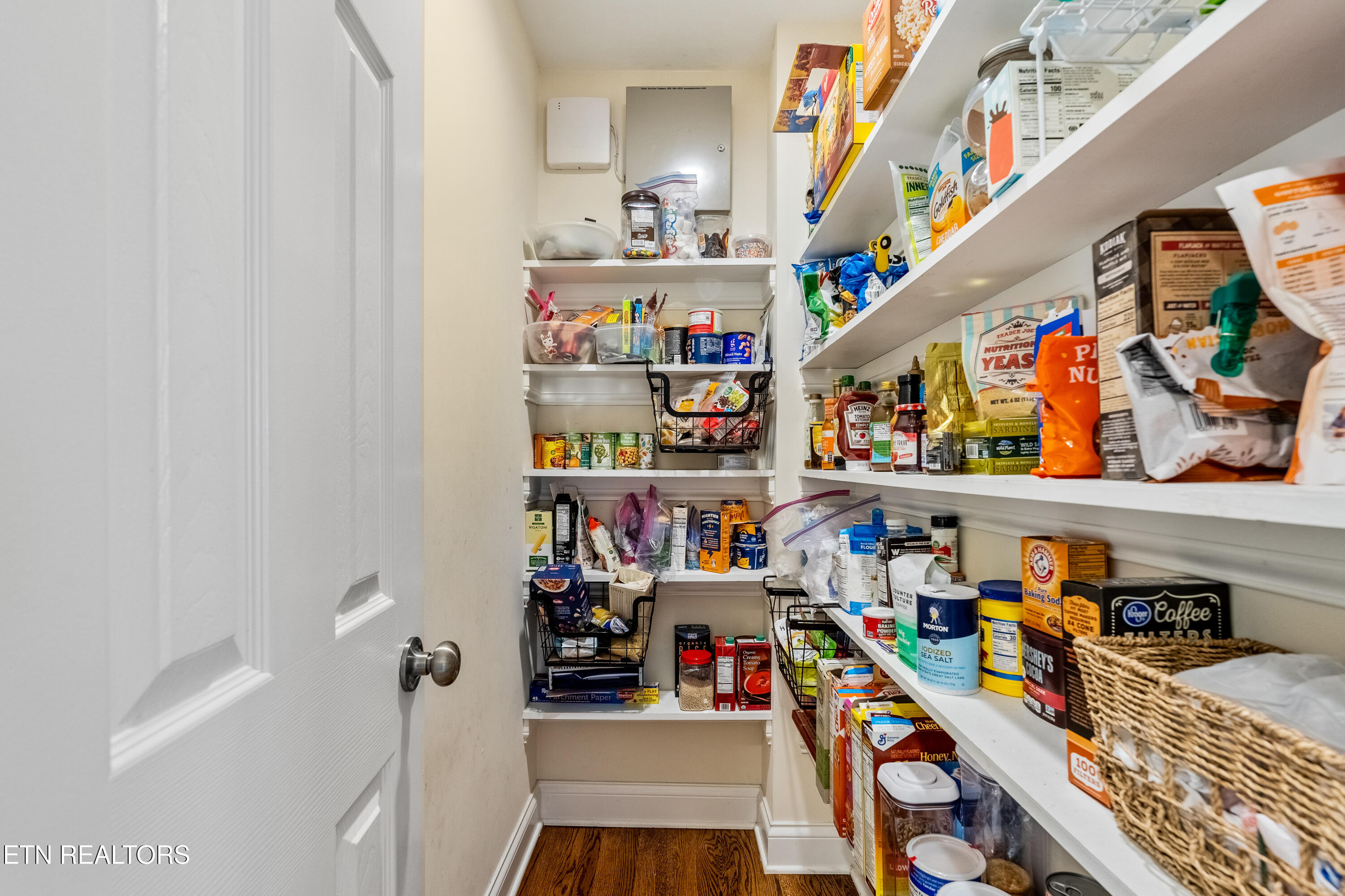 1304 Edinburgh Place