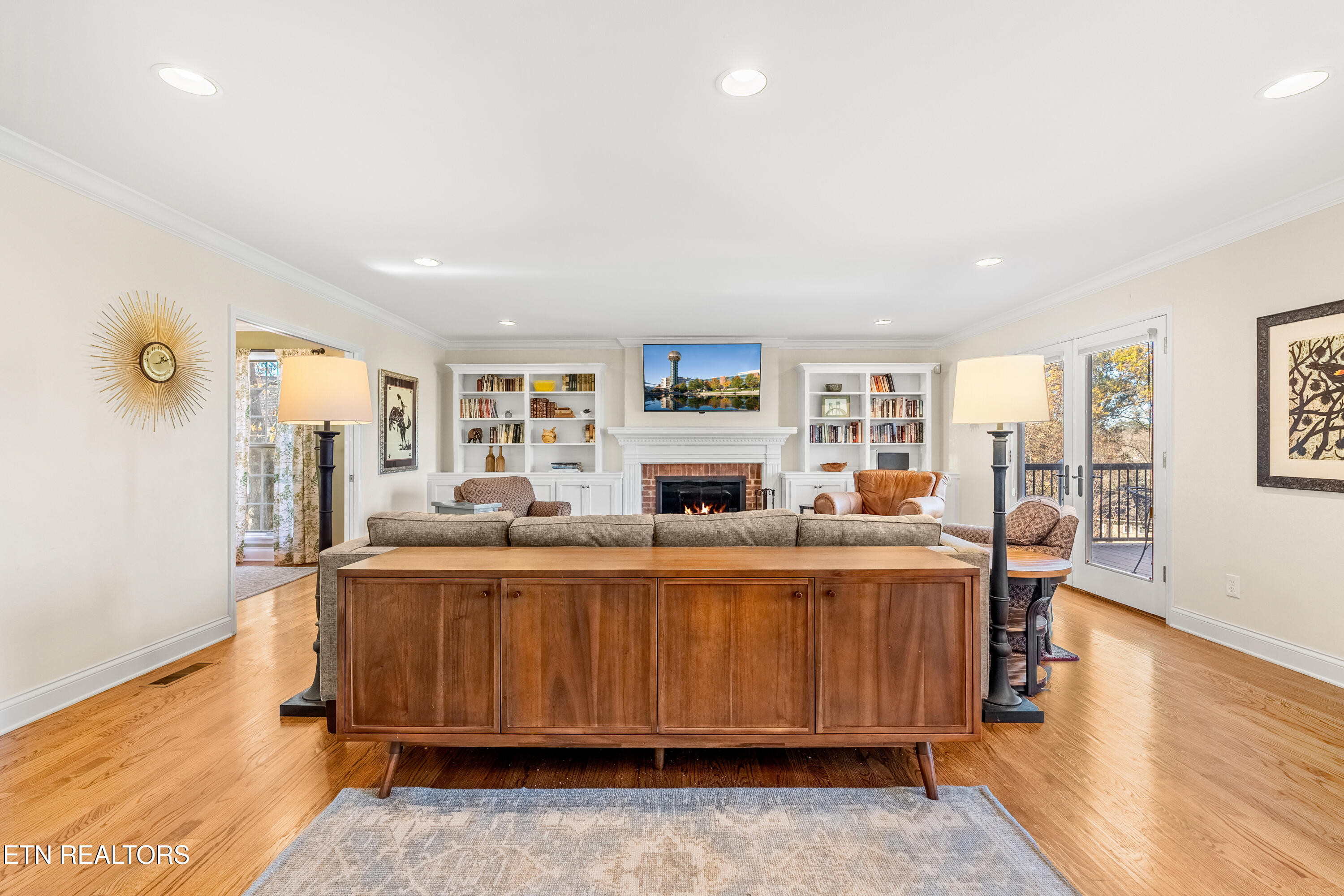 1304 Edinburgh Place