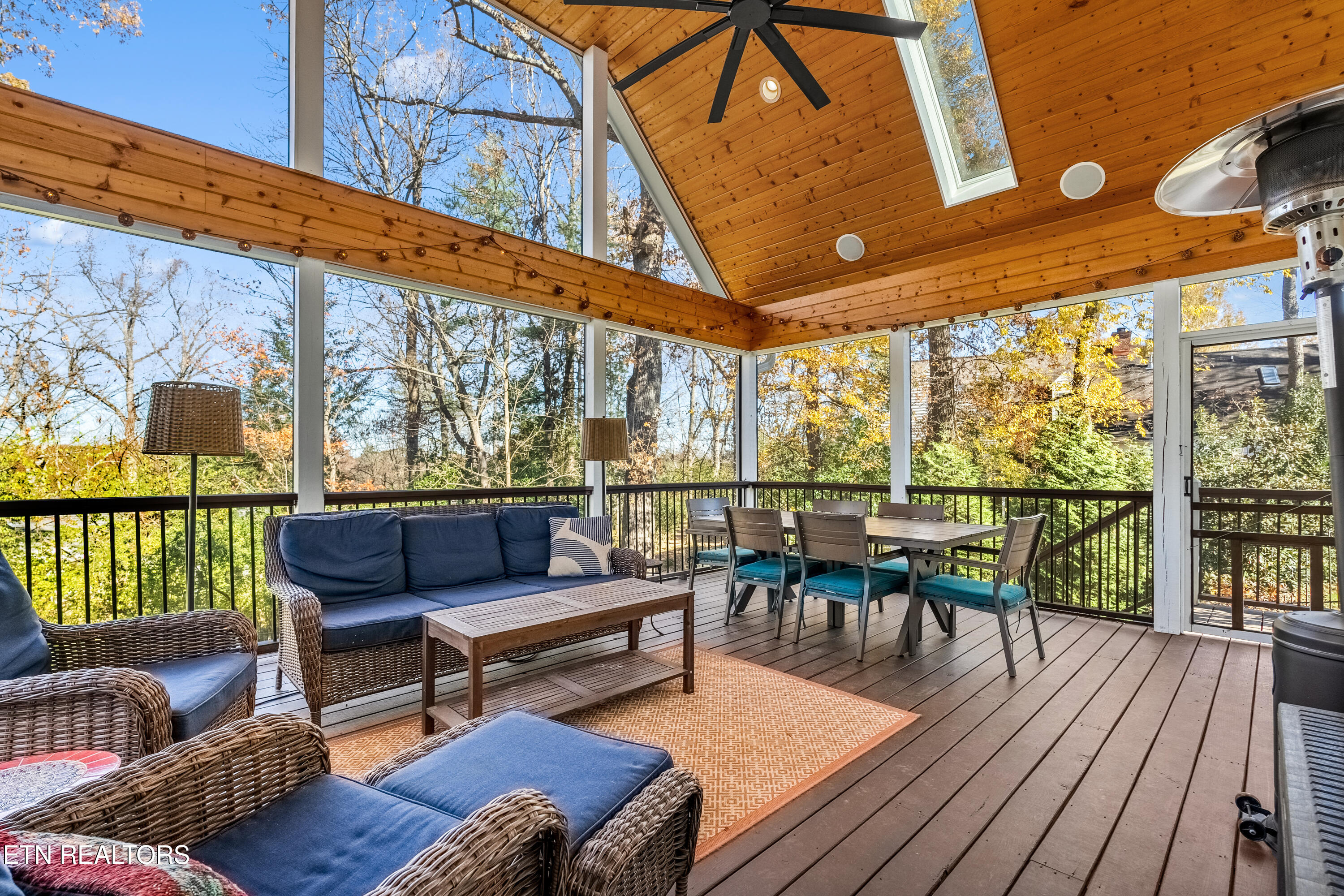 1304 Edinburgh Place