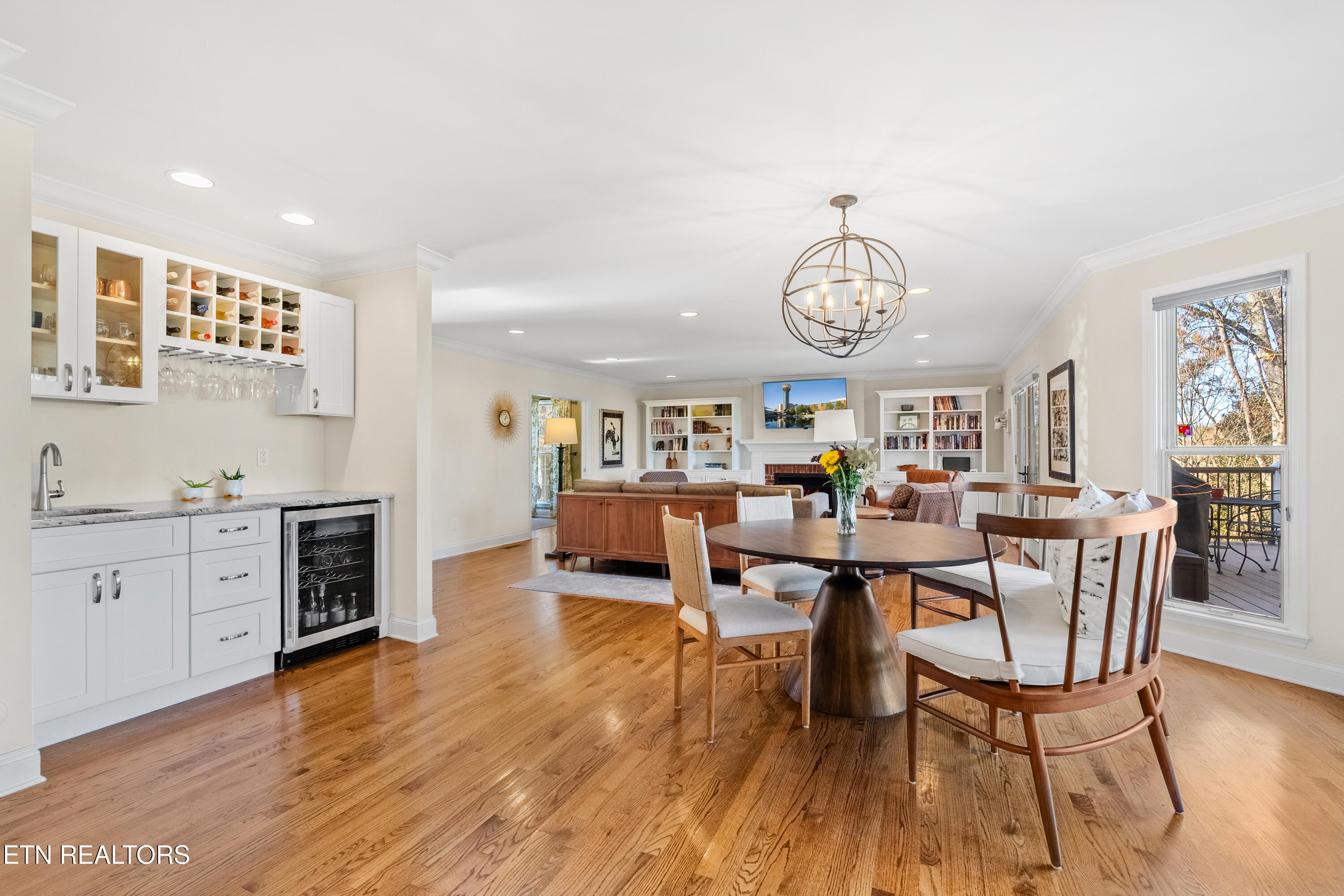 1304 Edinburgh Place