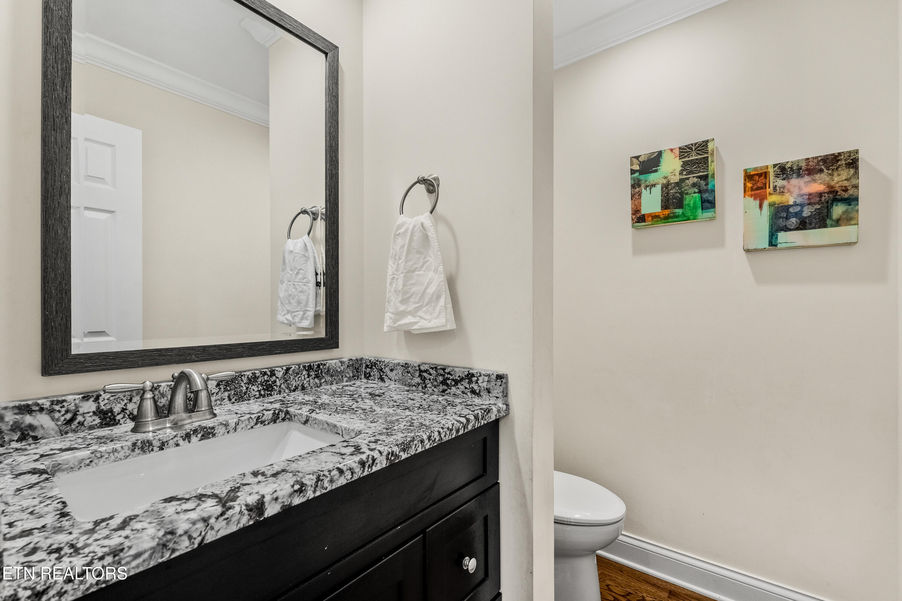 1304 Edinburgh Place