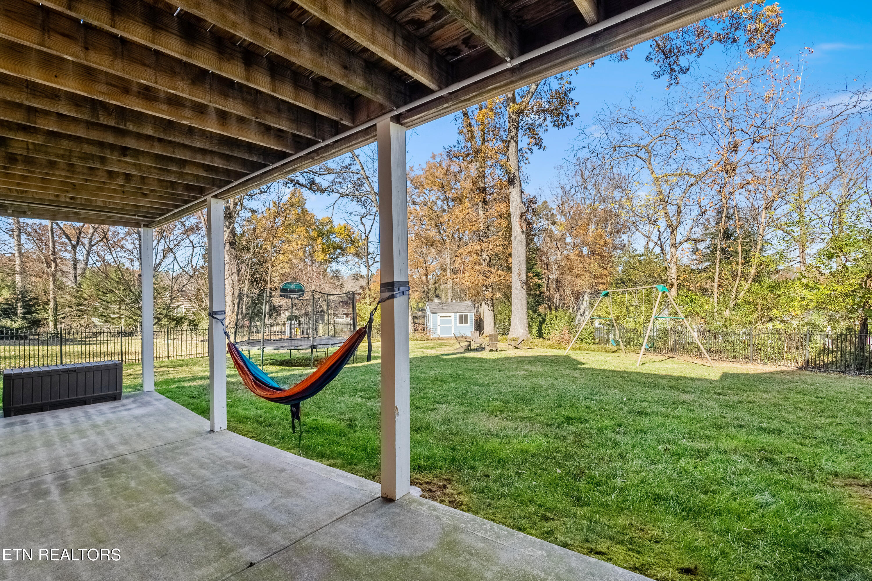 1304 Edinburgh Place