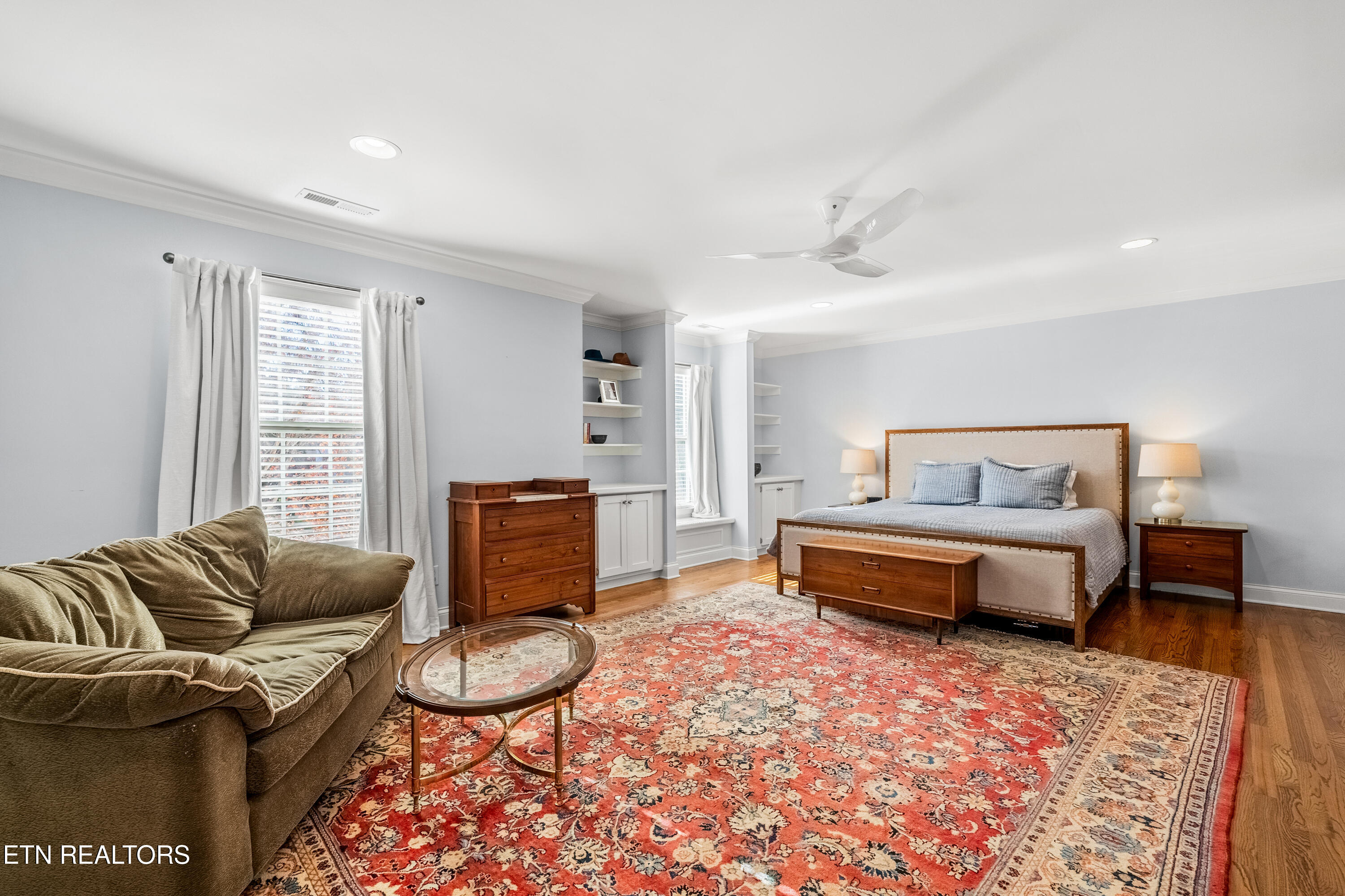 1304 Edinburgh Place