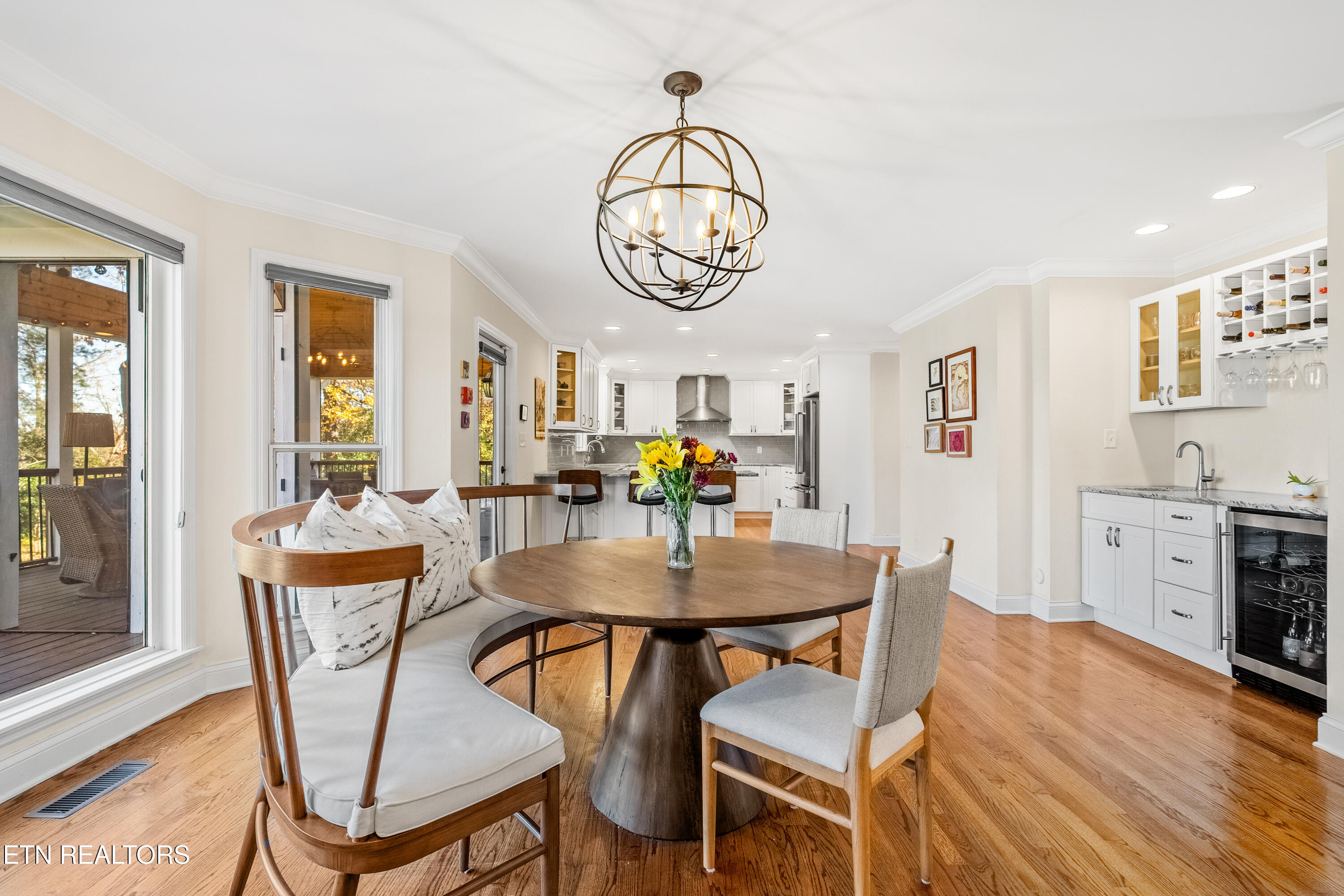 1304 Edinburgh Place