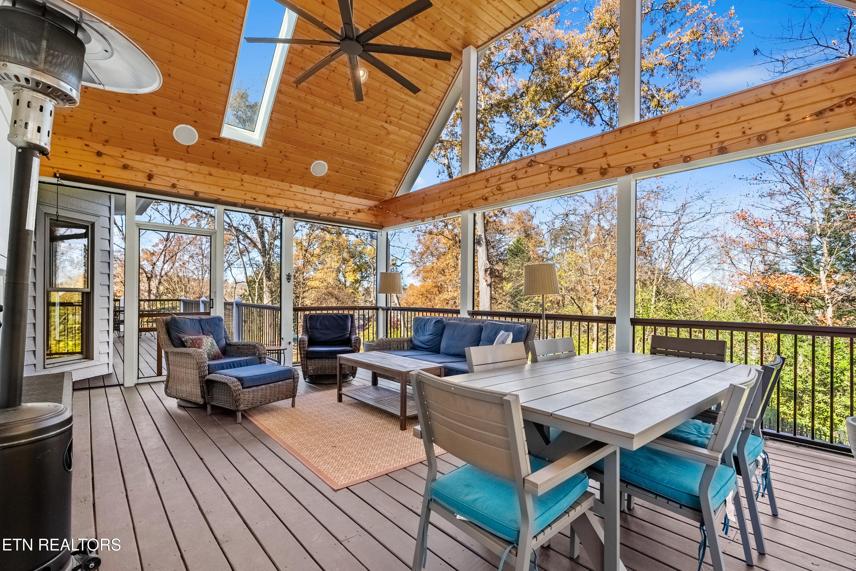 1304 Edinburgh Place