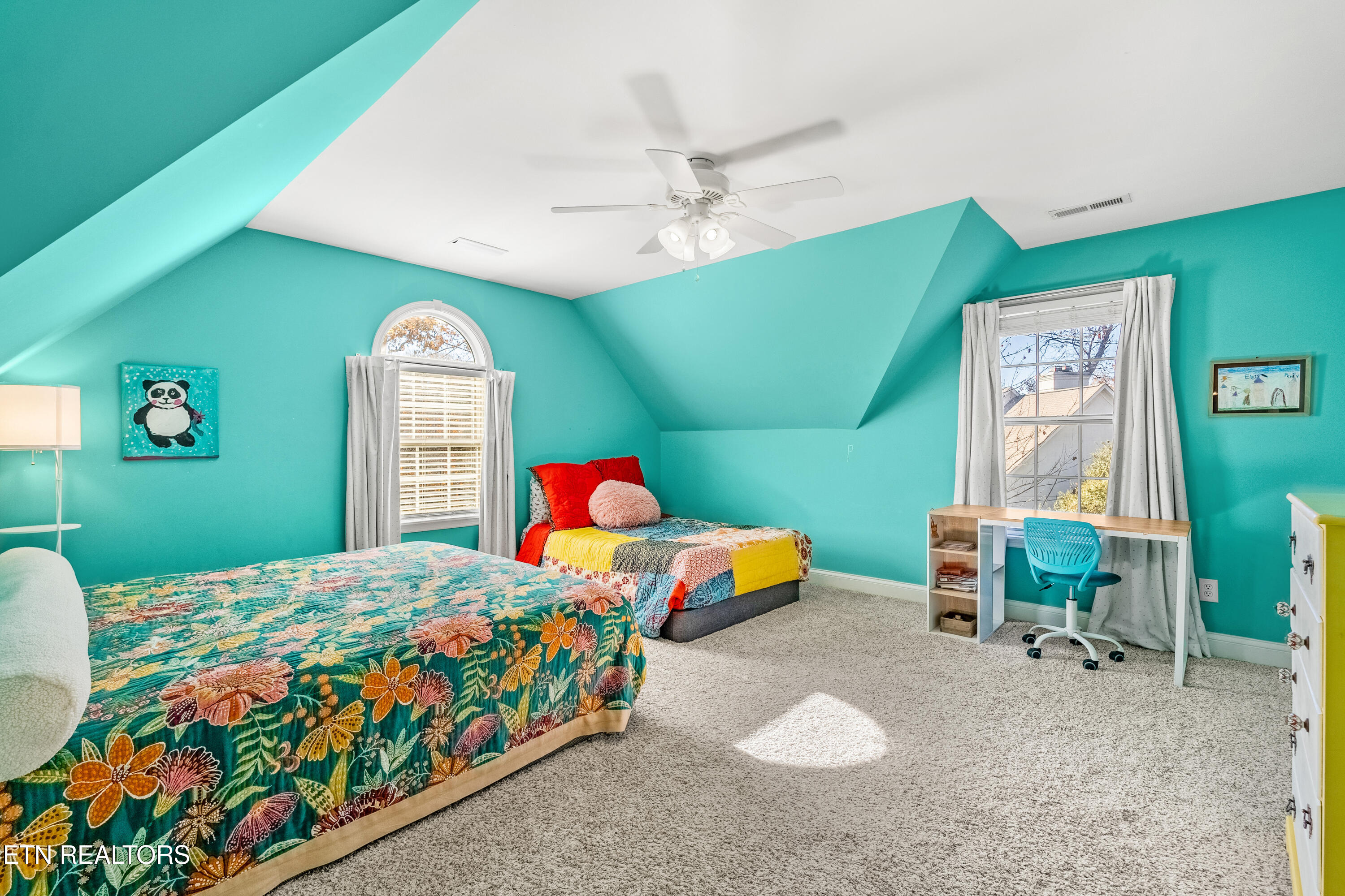 1304 Edinburgh Place