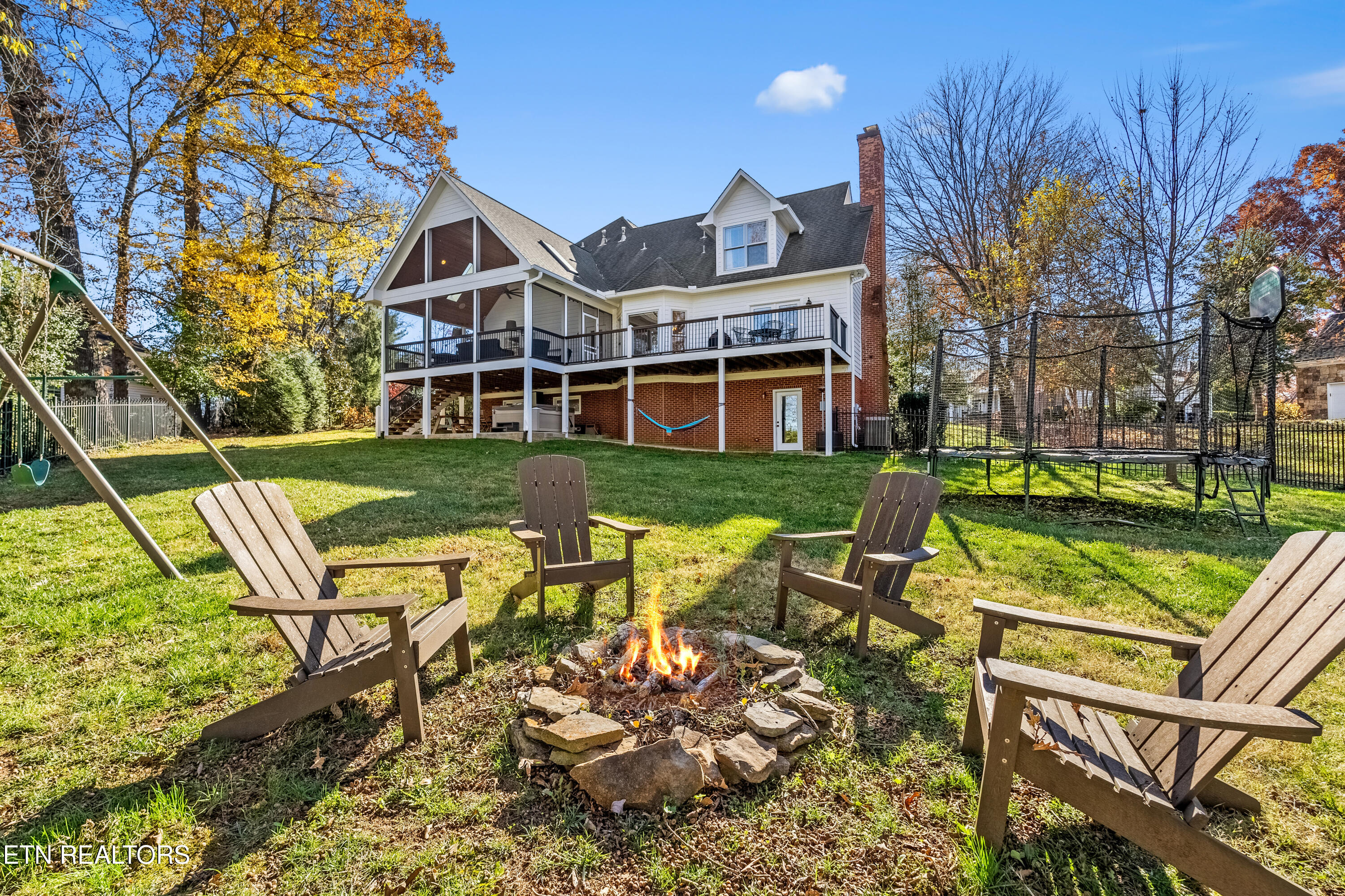 1304 Edinburgh Place