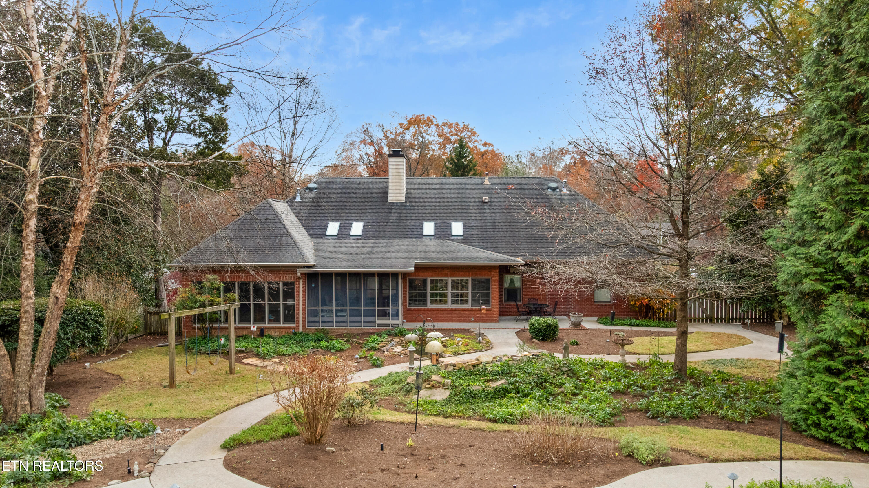 7107 Rotherwood Drive