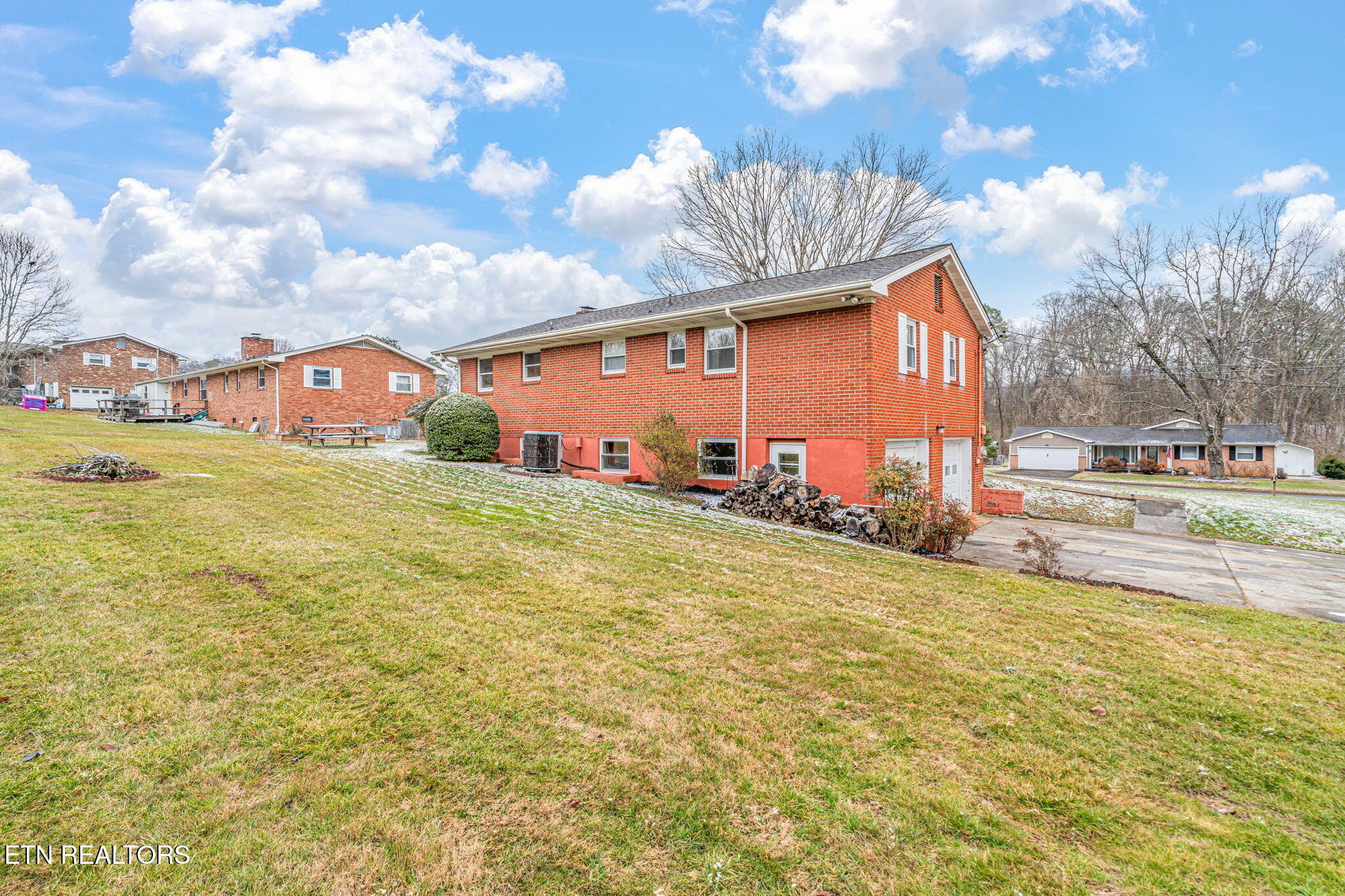 1033 Lancewood Drive