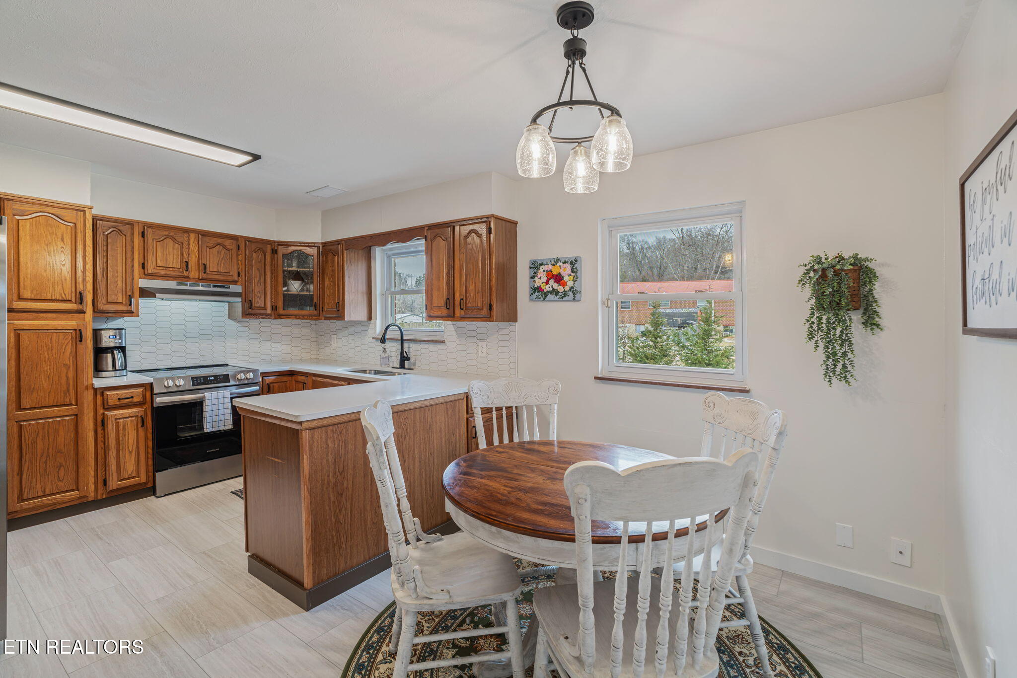 1033 Lancewood Drive