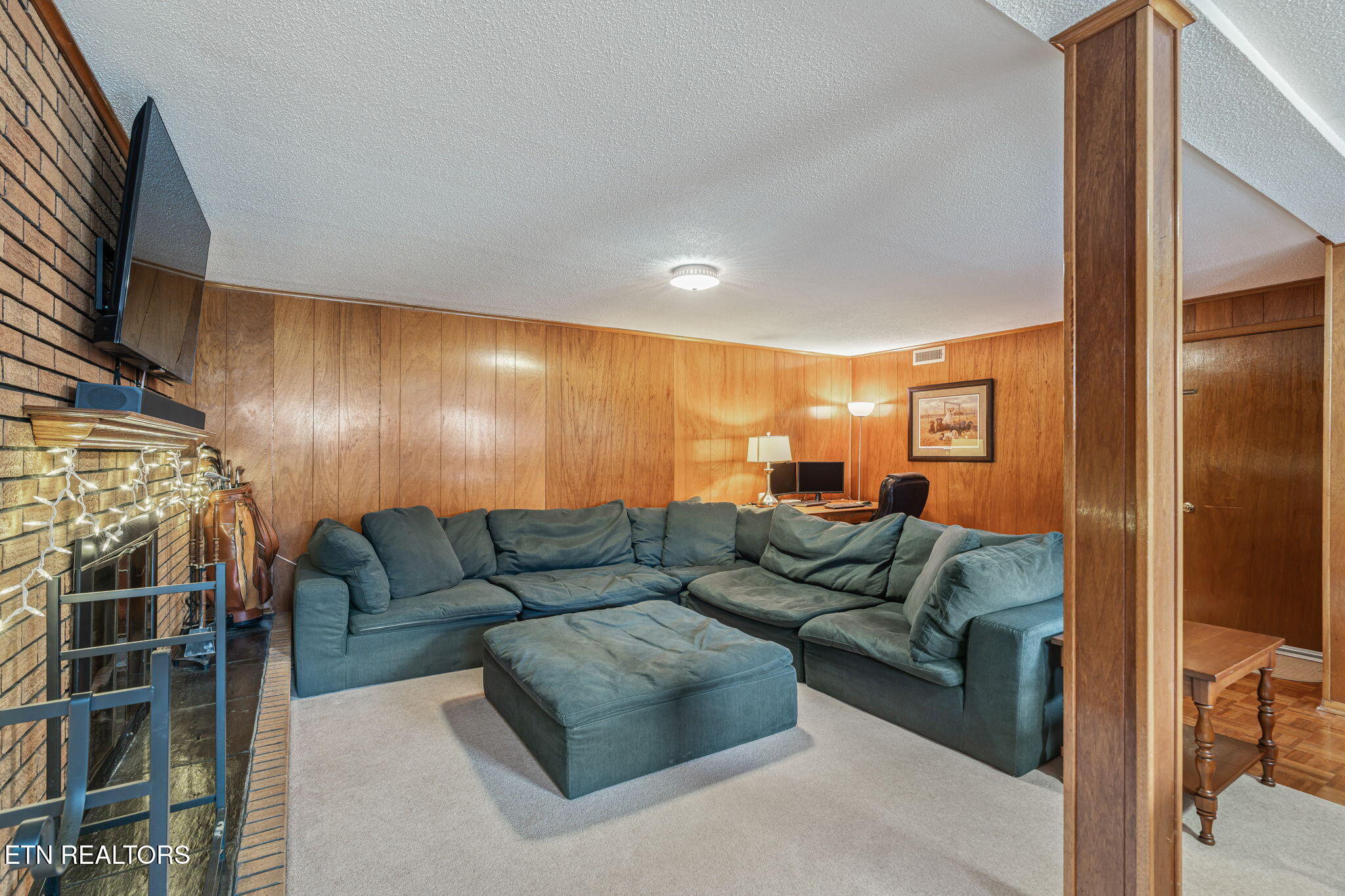 1033 Lancewood Drive