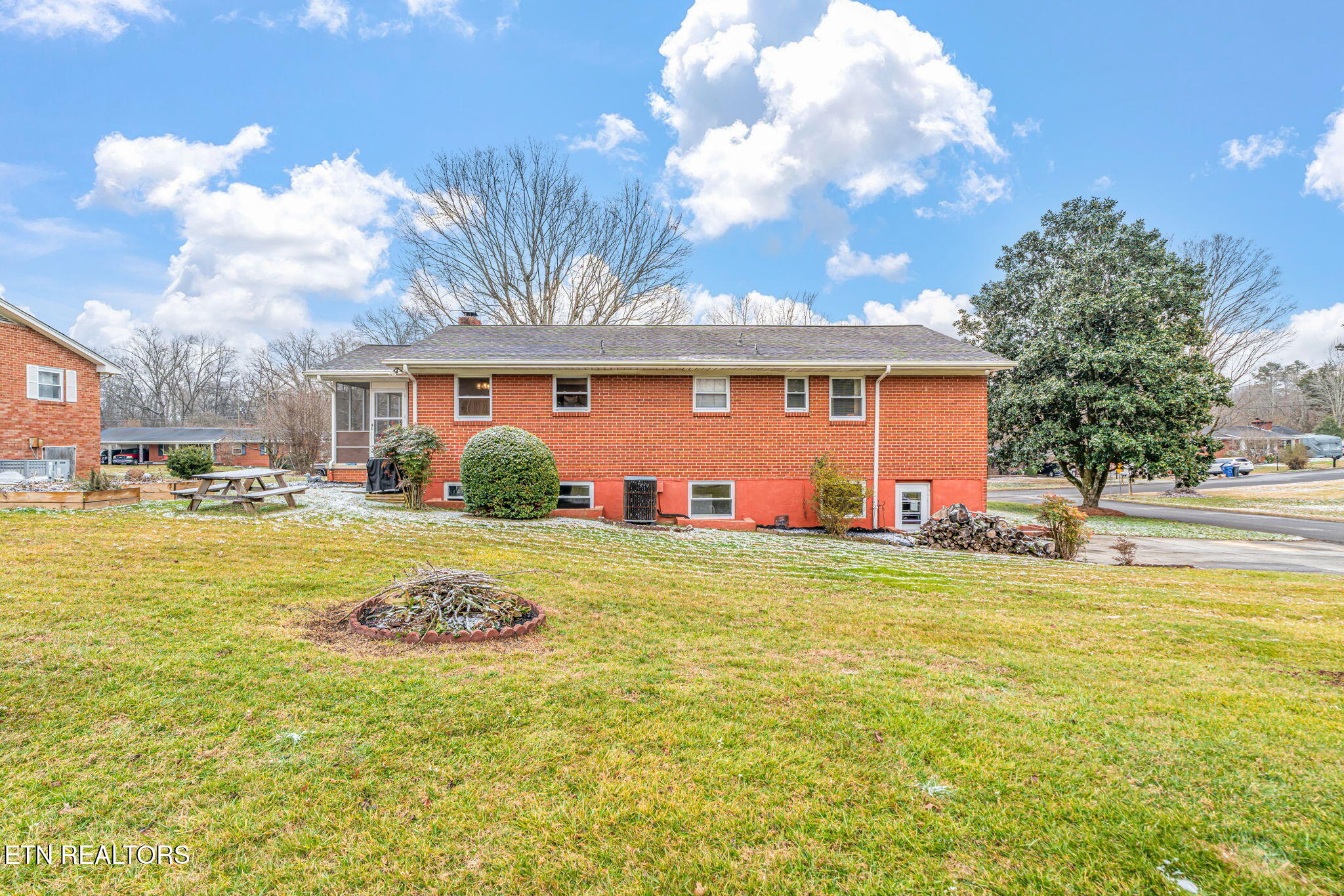 1033 Lancewood Drive