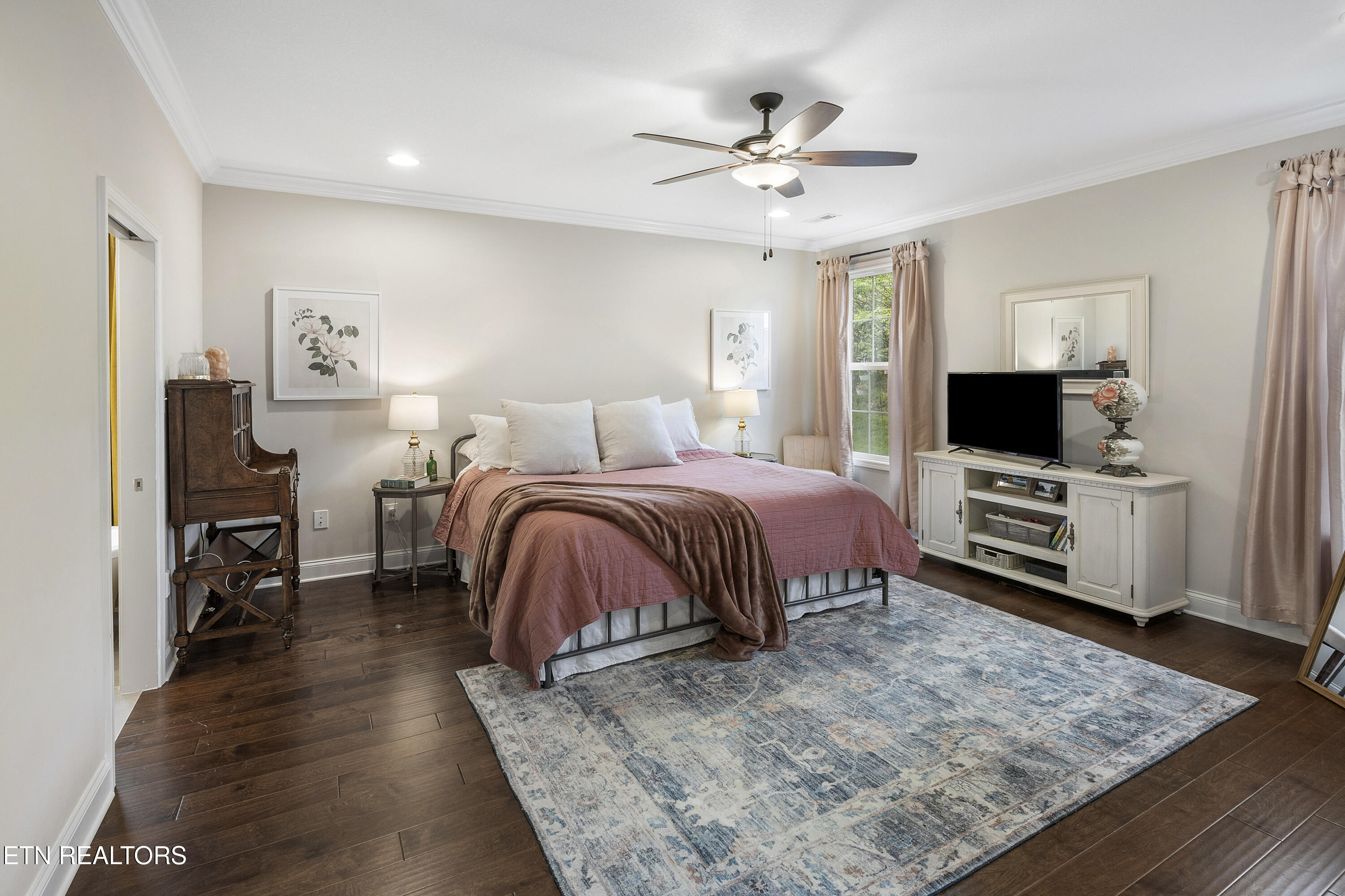 1612 Sugarfield Lane