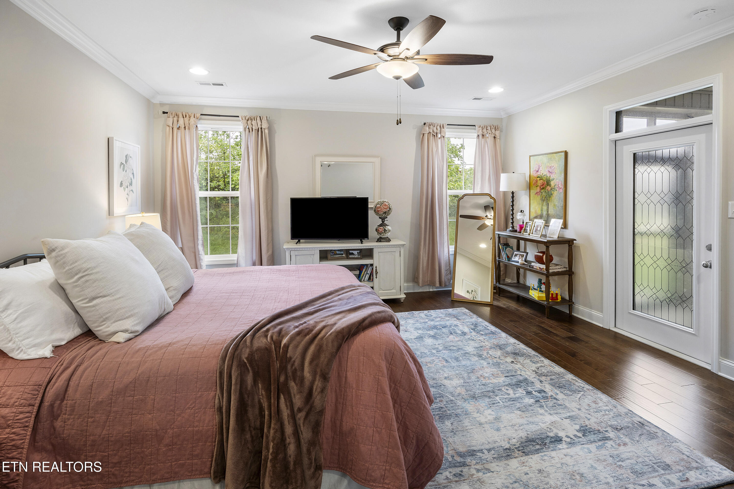 1612 Sugarfield Lane