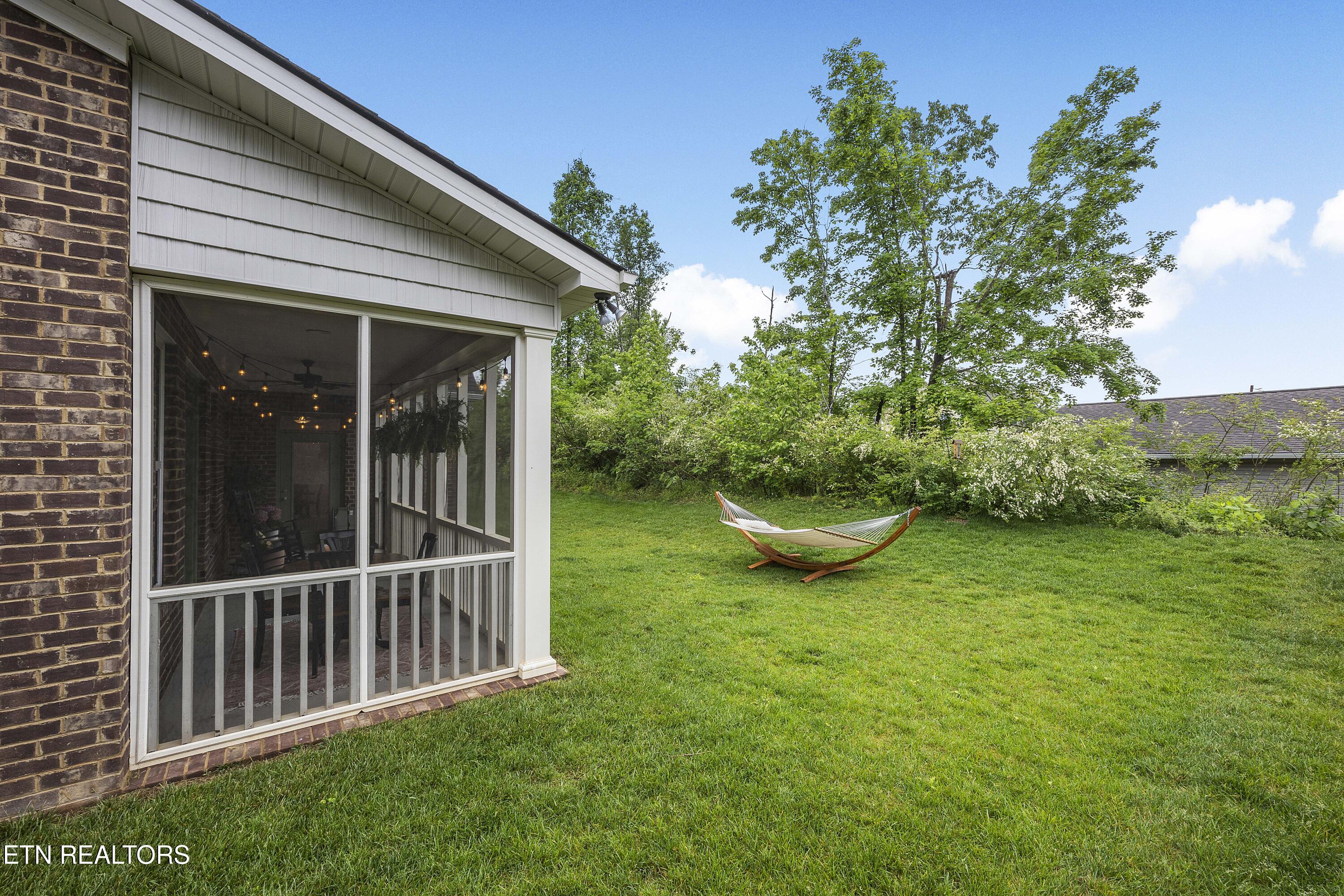 1612 Sugarfield Lane