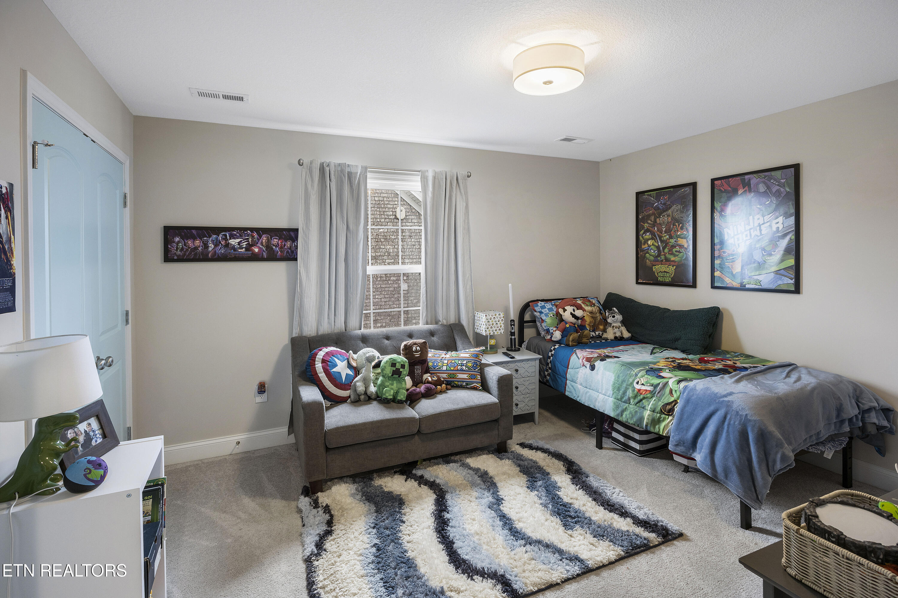 1612 Sugarfield Lane