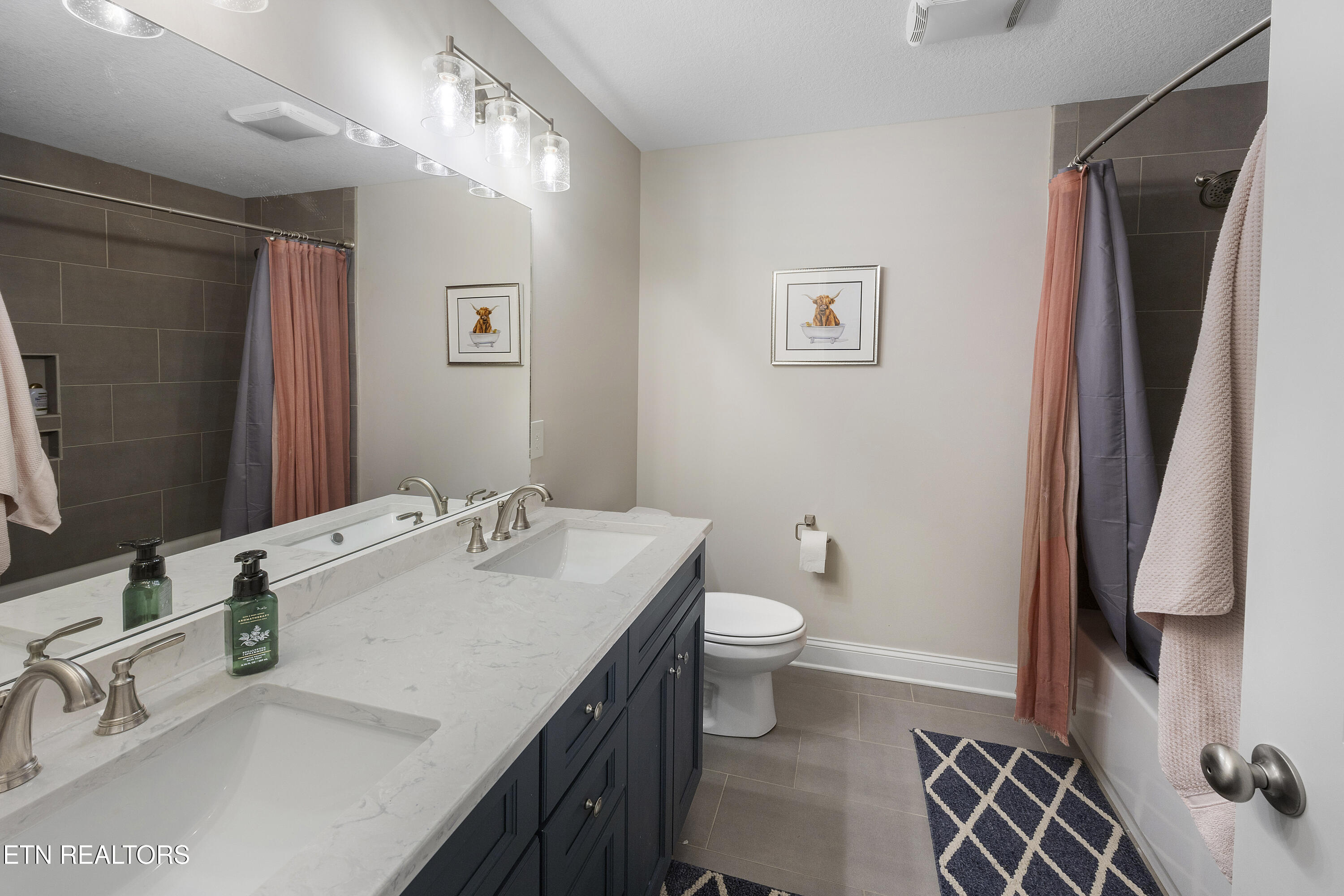 1612 Sugarfield Lane