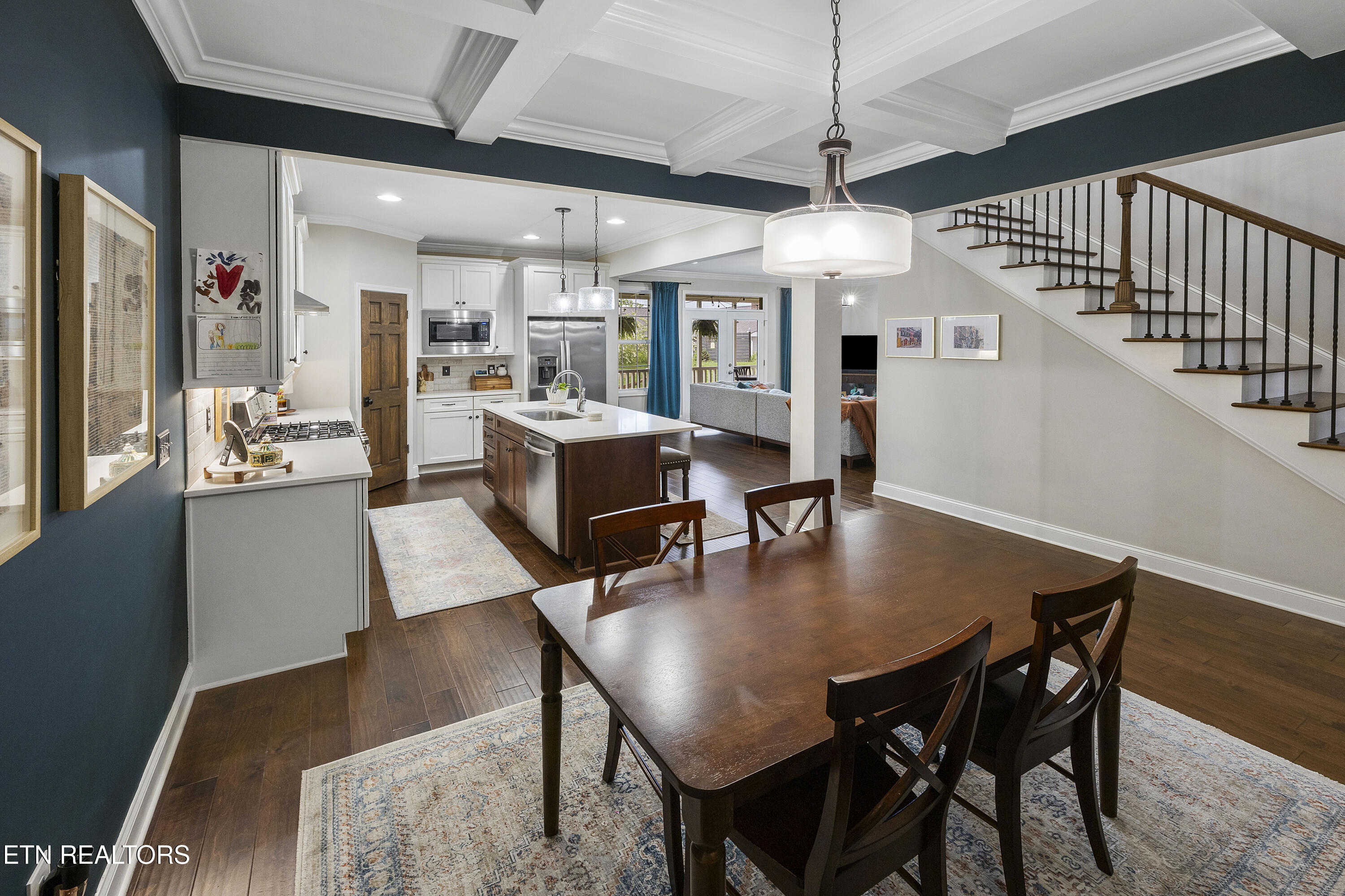 1612 Sugarfield Lane