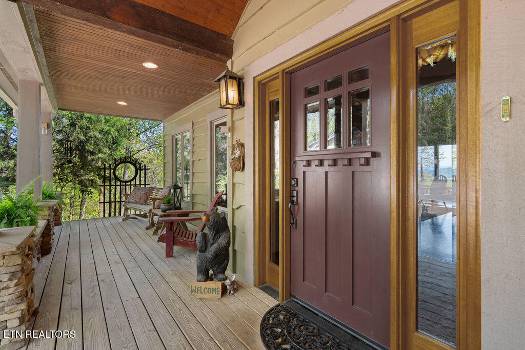 2232 Lakefront Drive