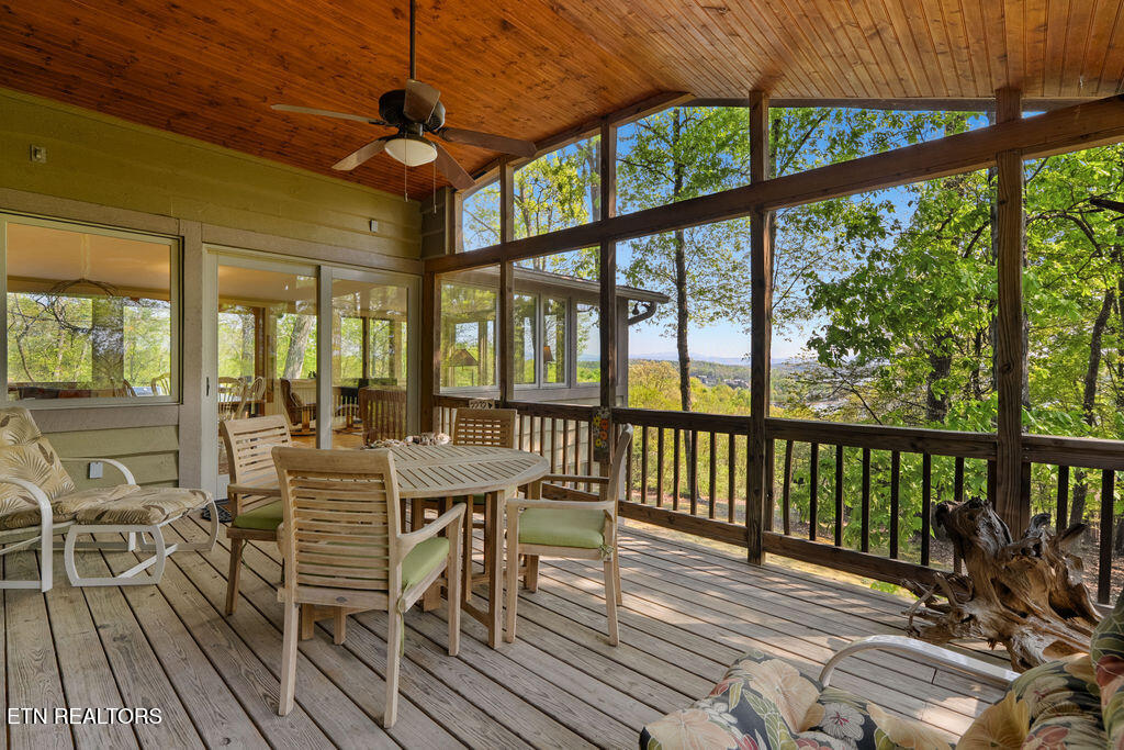 2232 Lakefront Drive