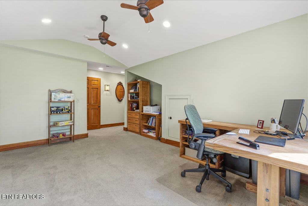 2232 Lakefront Drive