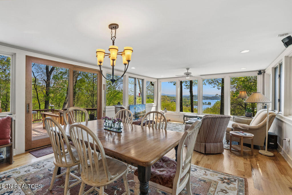 2232 Lakefront Drive