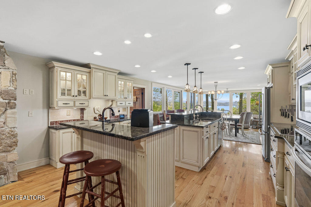 2232 Lakefront Drive