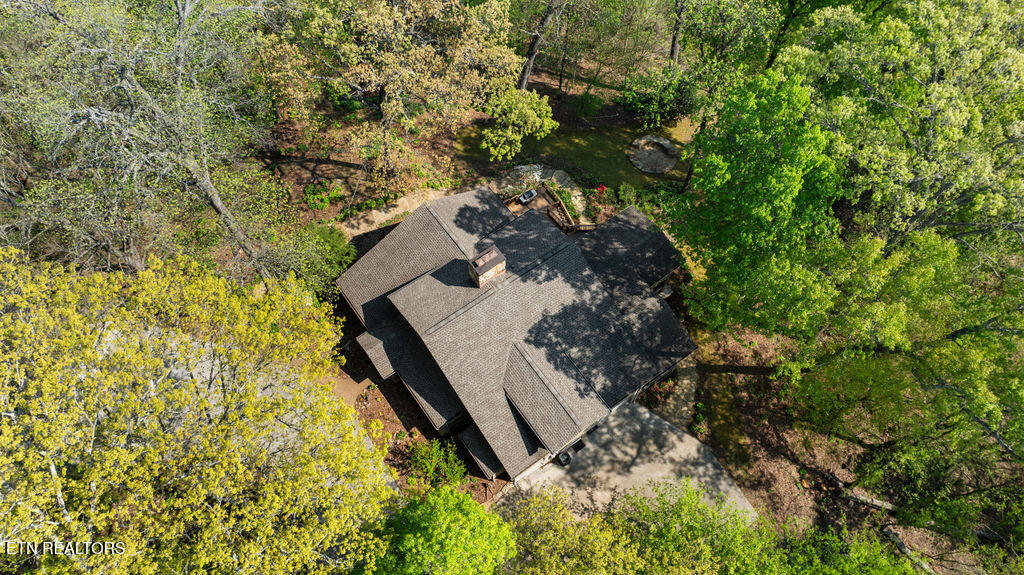 2232 Lakefront Drive