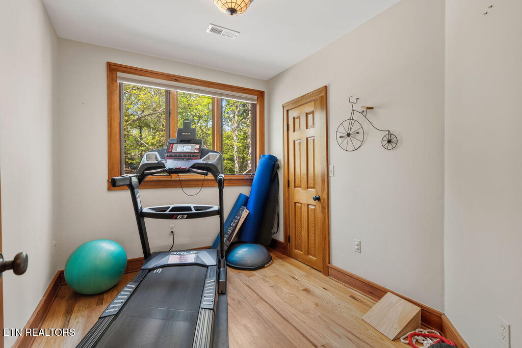 2232 Lakefront Drive