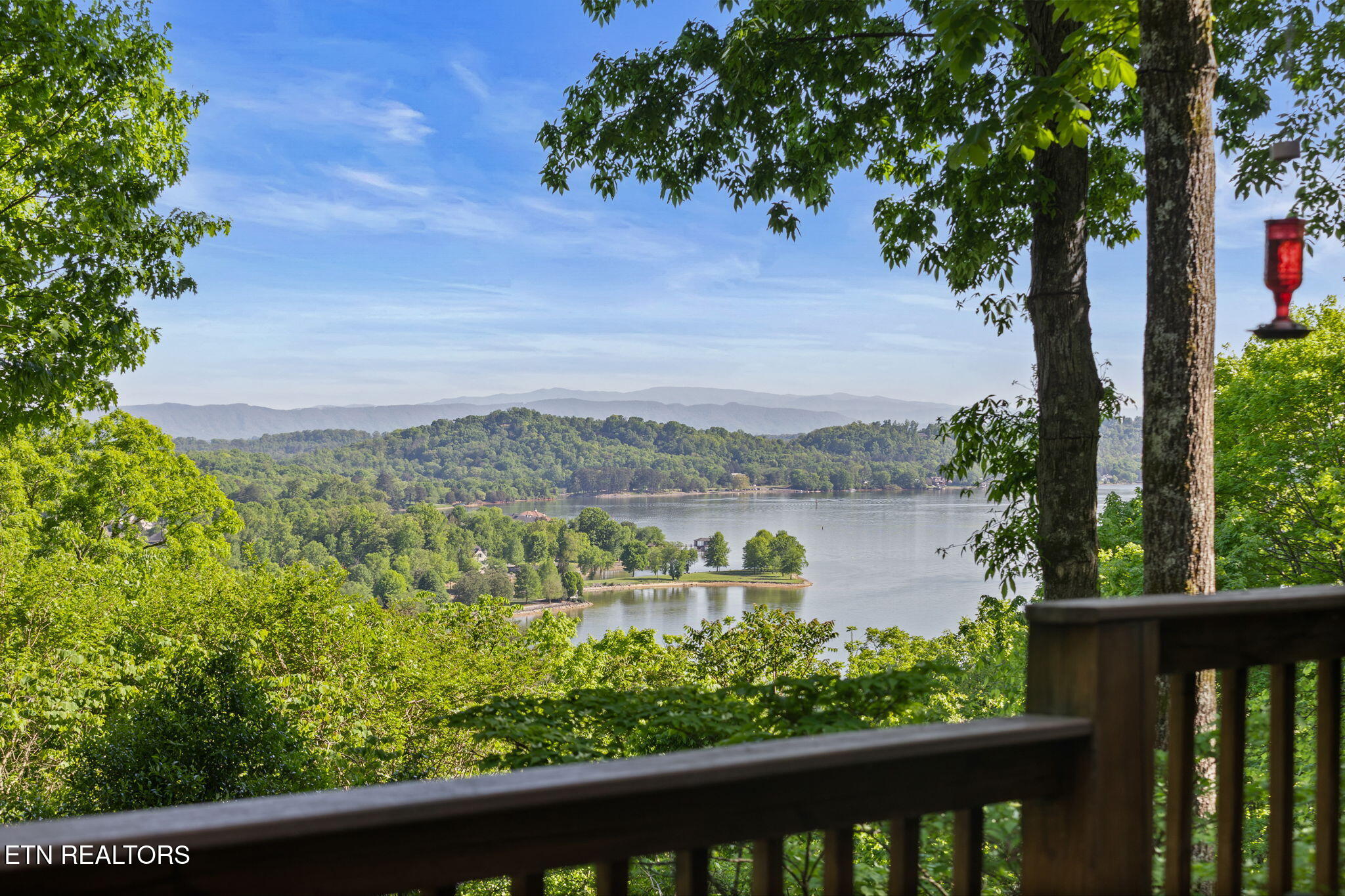 2232 Lakefront Drive