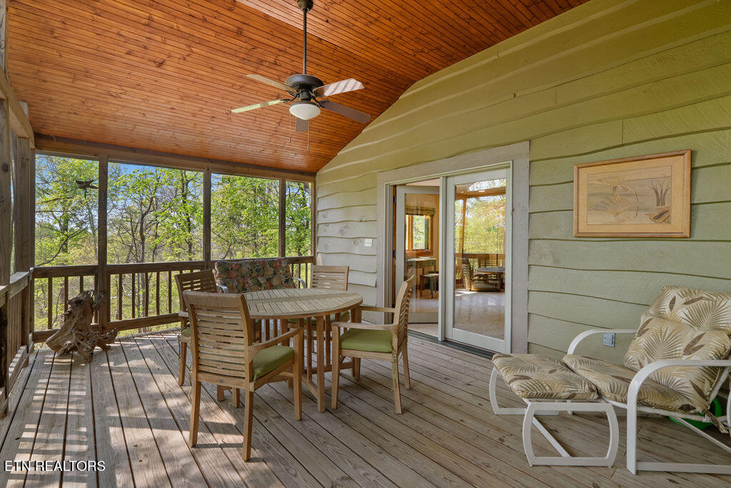 2232 Lakefront Drive