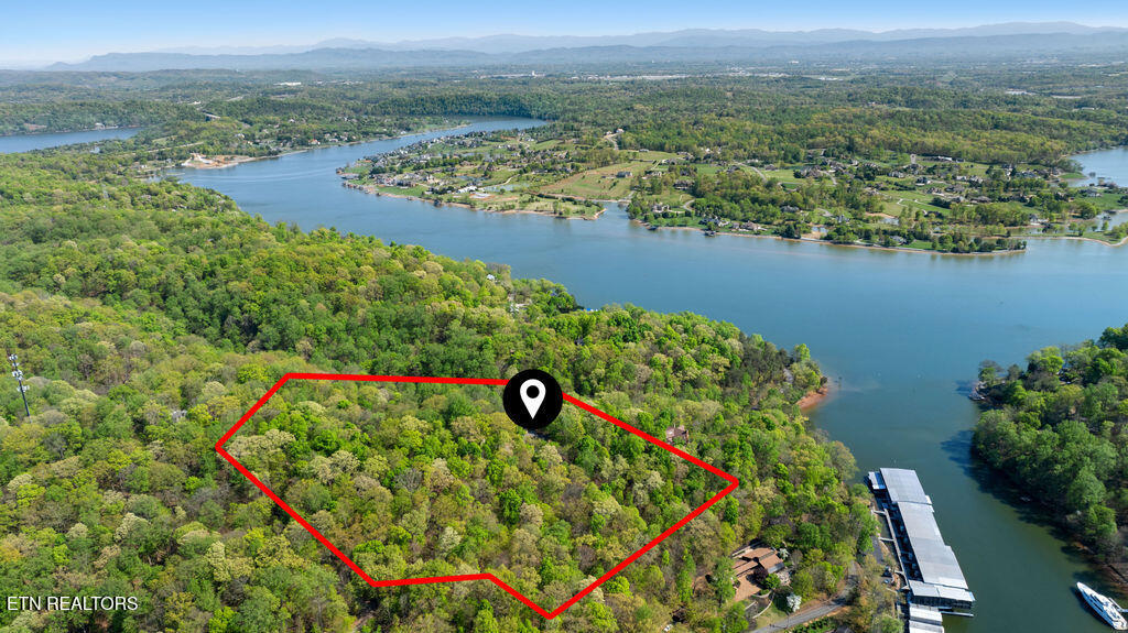 2232 Lakefront Drive