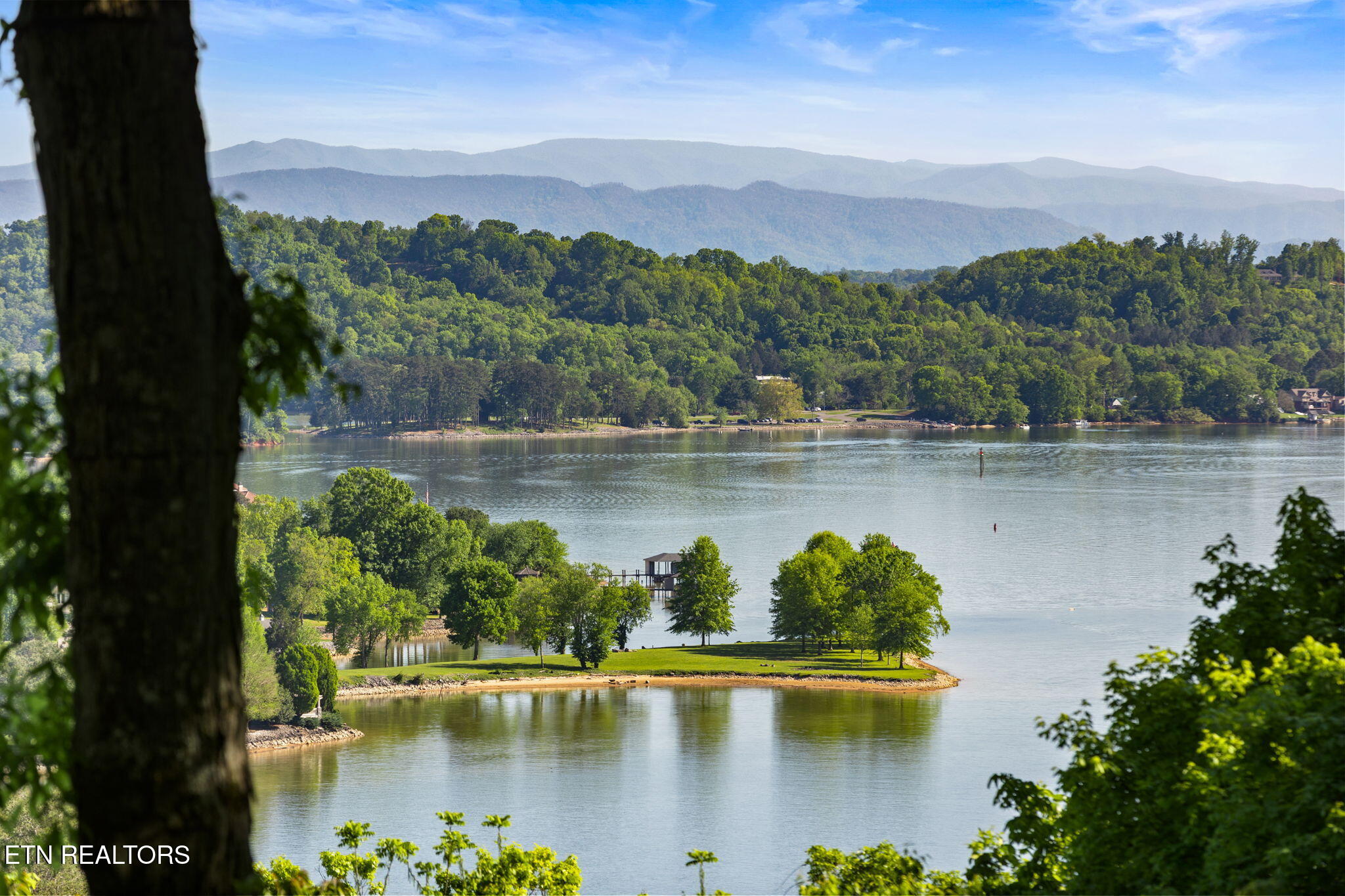 2232 Lakefront Drive