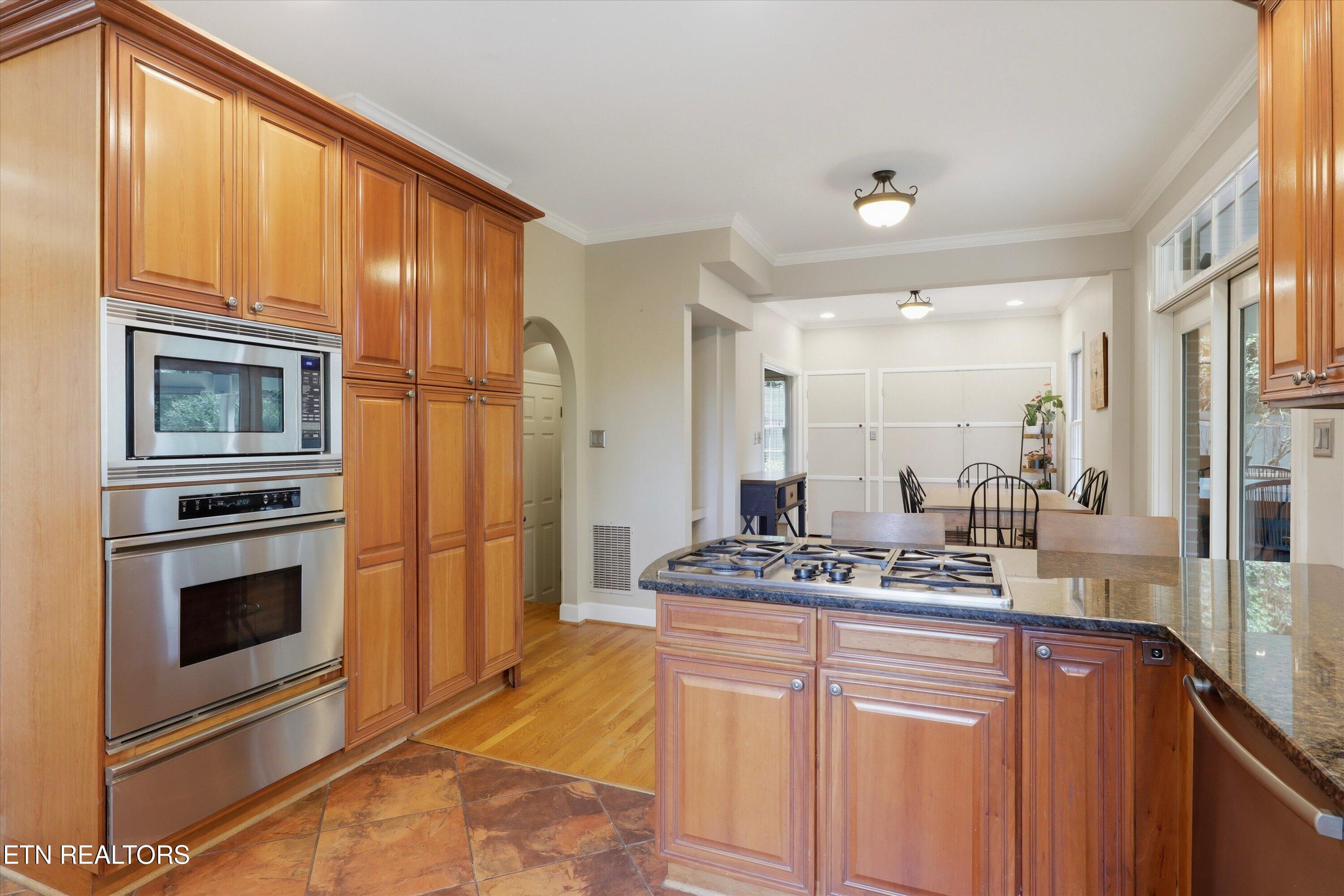 4141 Forest Glen Drive